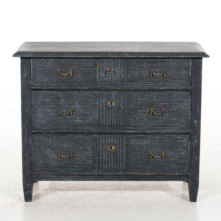 Late Gustavian 19th Century chest of drawers For Sale at 1stDibs