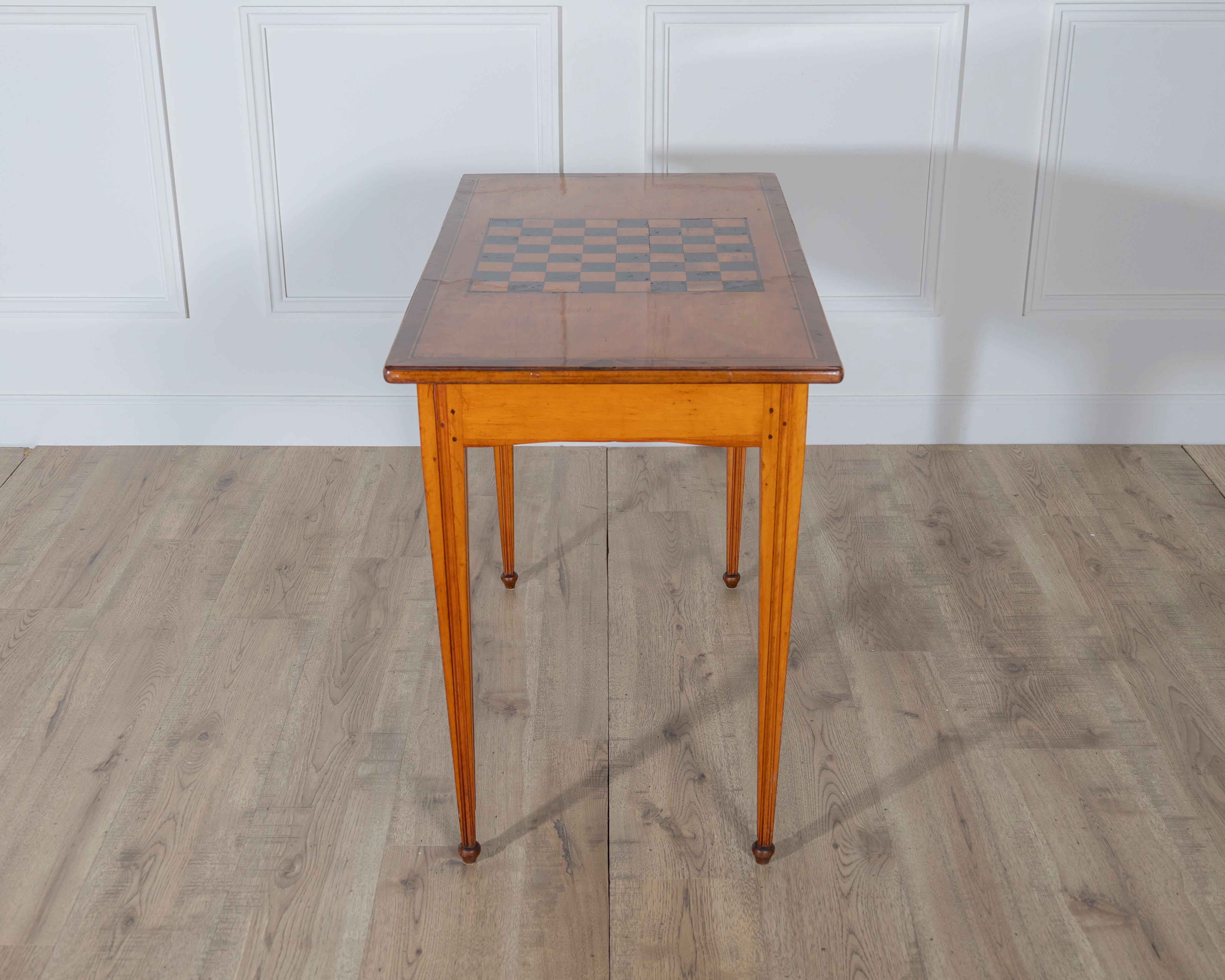 Late Gustavian Cherry and Nutwood Game Table with Checkerboard and Backgammon For Sale 1