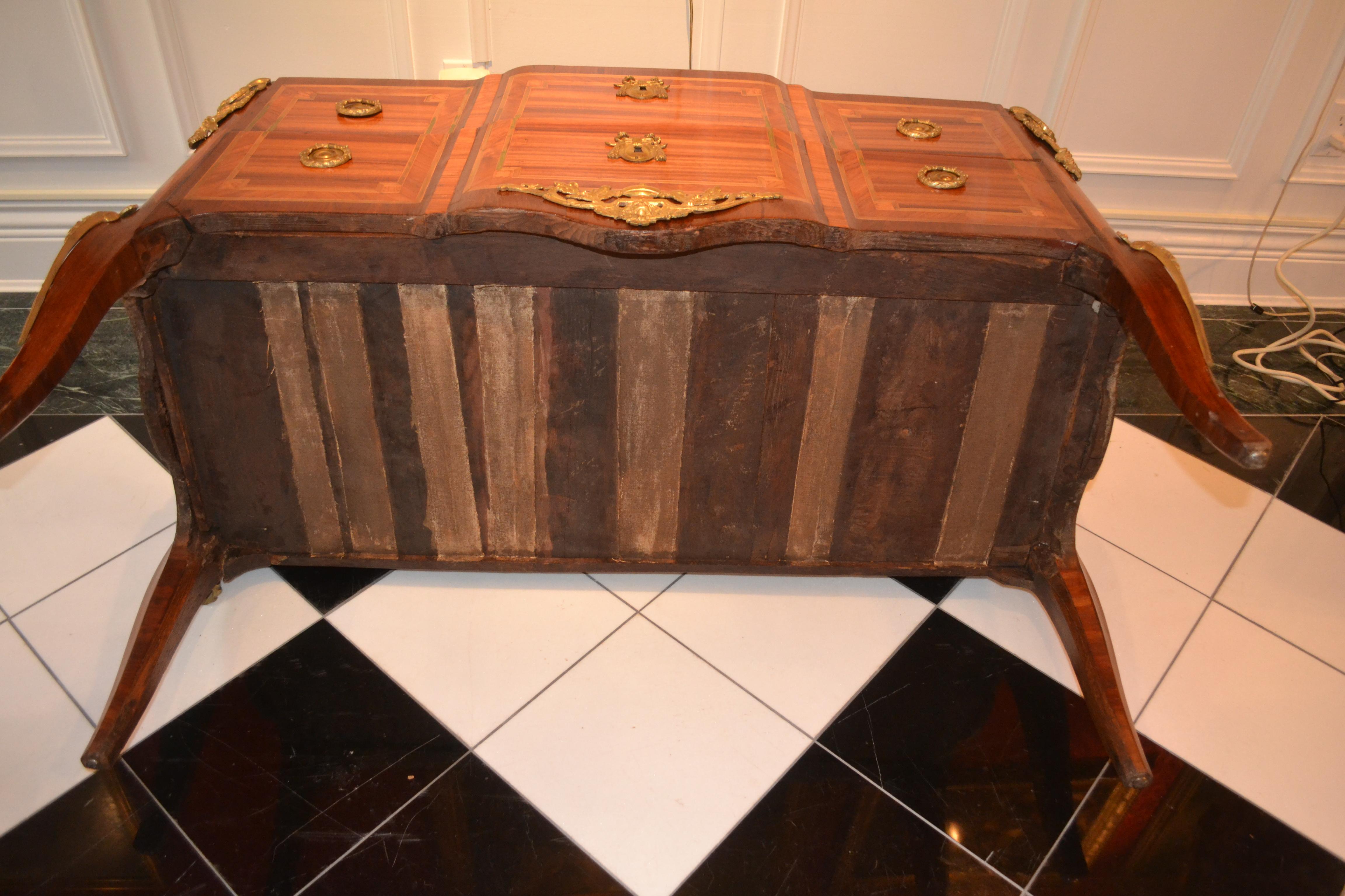 Late Louis XV Period Inlaid Commode Stamped JME and Schlichtig For Sale 3