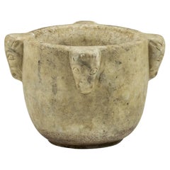 Mortero de boticario medieval tardío de mármol