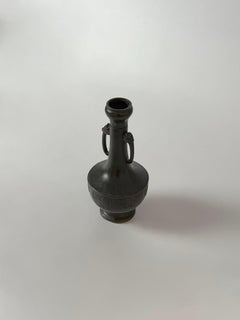 Vaso a bocciolo in bronzo giapponese del tardo periodo Meiji