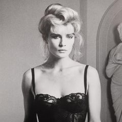 Photographie de mode de la fin du milieu du siècle par Peter H. Fürst, encadrée professionnellement