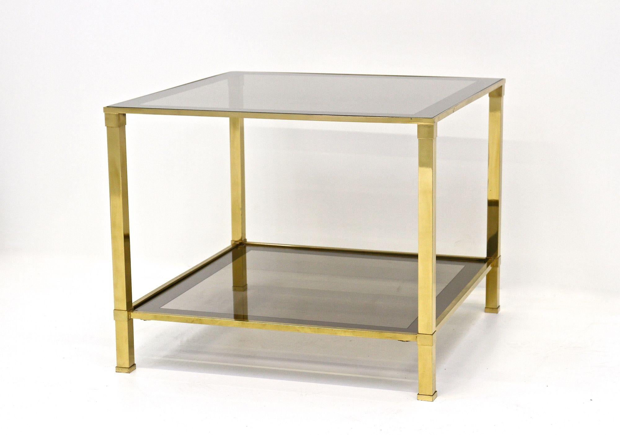Beistelltisch aus der späten Mitte des Jahrhunderts aus Messing, Rauchglas, Italien ca. 1970 im Angebot 6