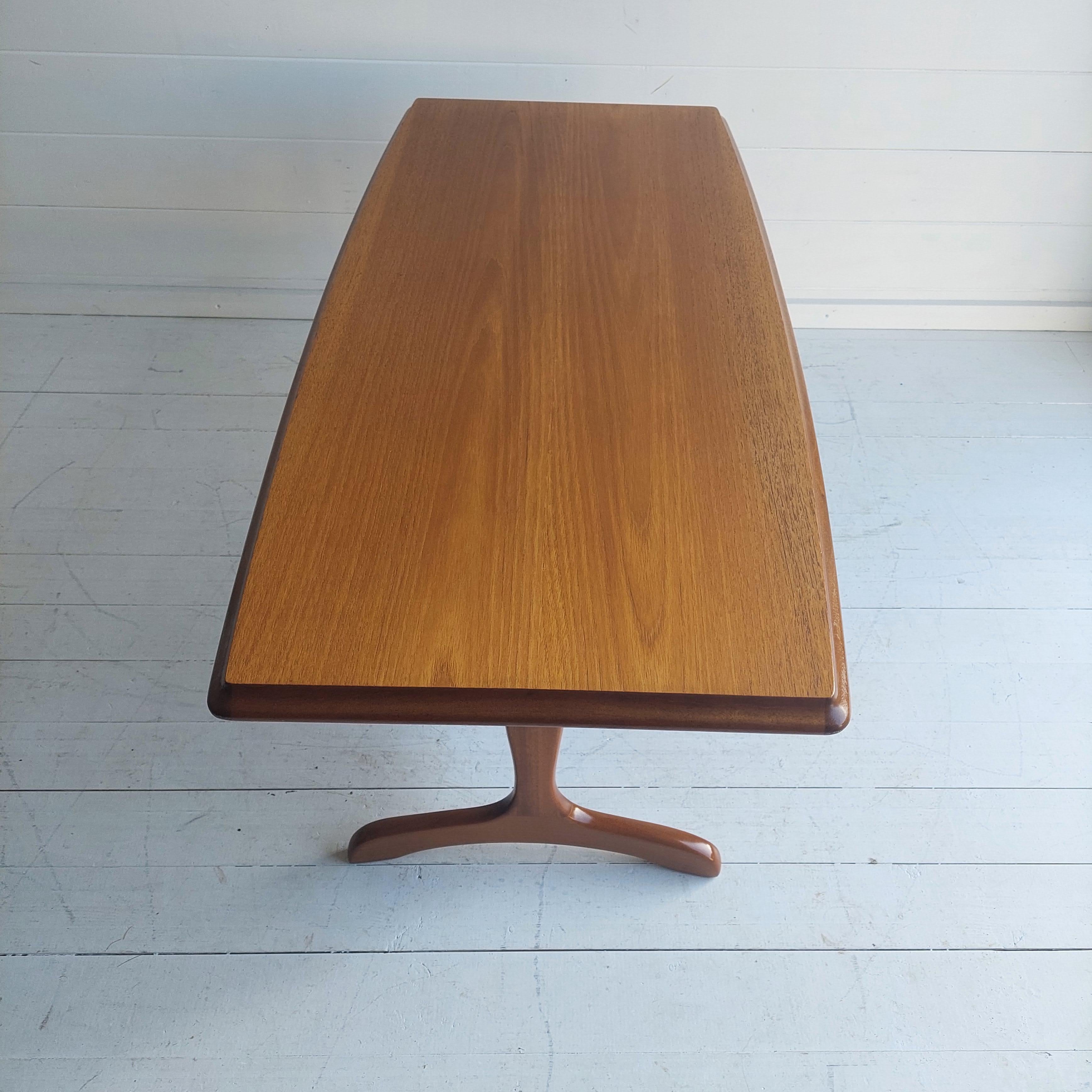 Late Mid Century Teak Coffee Table by Stucliffe Gplan Style, 80s In Good Condition For Sale In Leamington Spa, GB