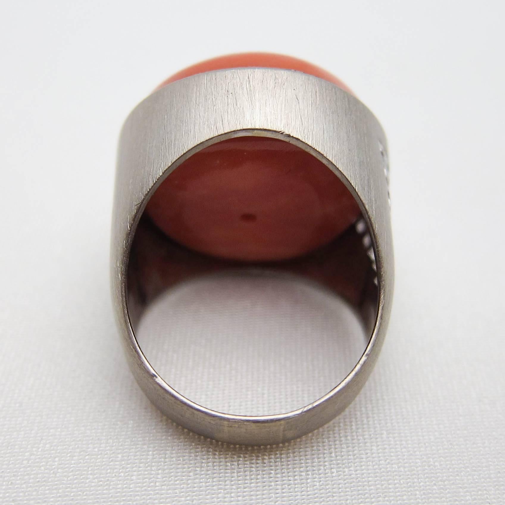 Women's Late Midcentury 39.80 Carat Orange Coral Cabochon and Diamond Cocktail Ring For Sale
