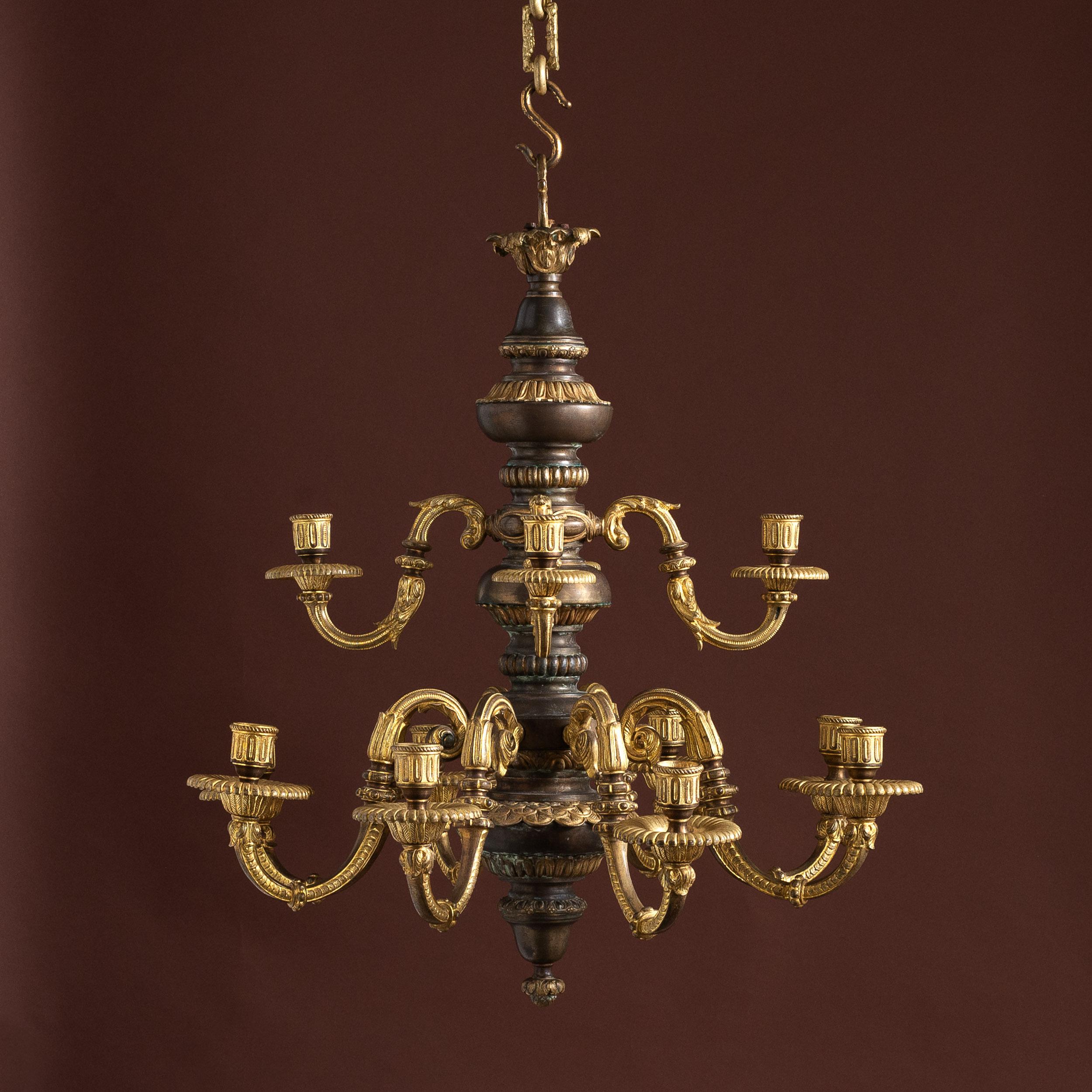 Lustre en bronze doré de la fin du XIXe siècle en vente 1