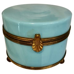 Late 19th-Early 20th Century Opaline Glass Dresser Box