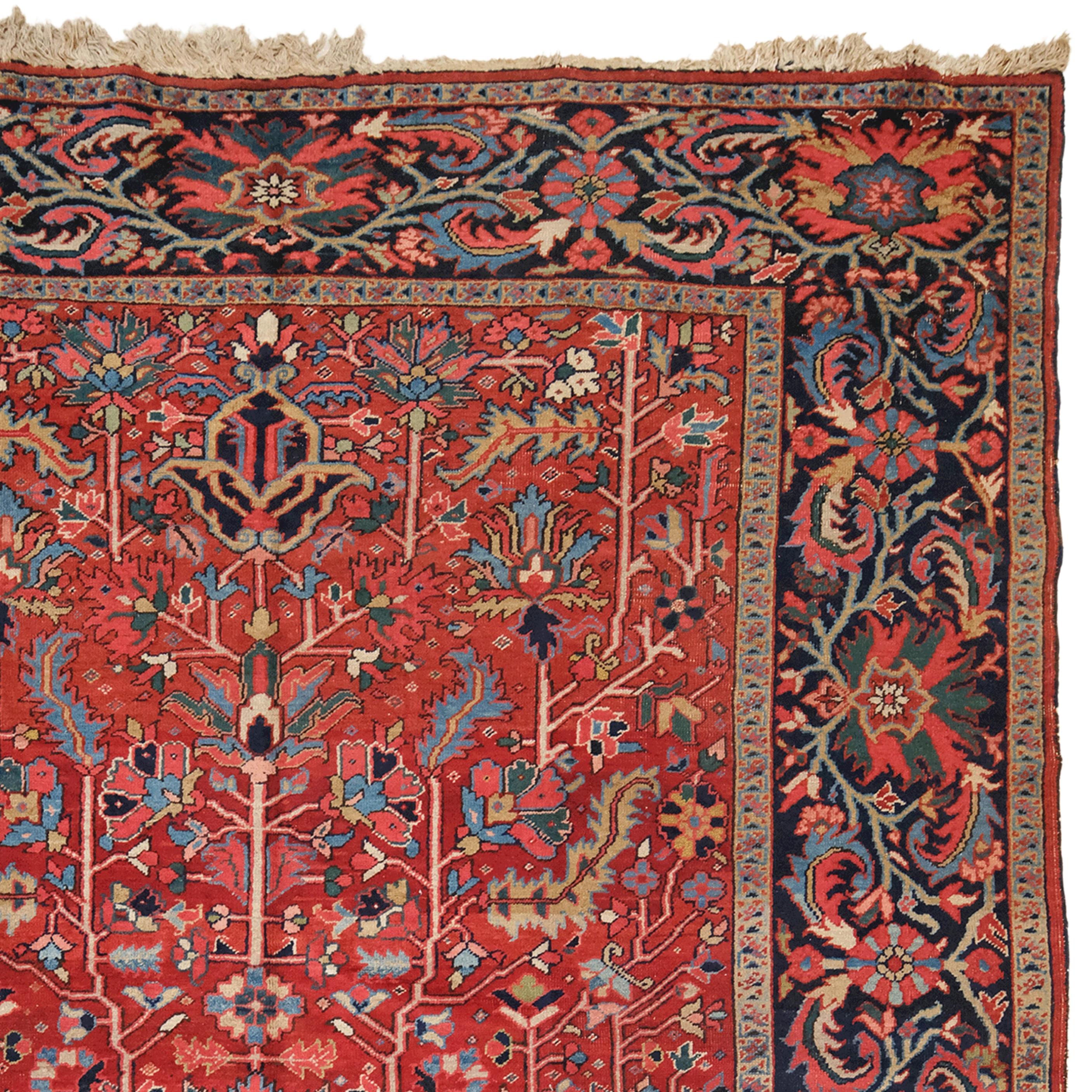 Fin du 19e siècle Tapis persan ancien Heriz Bon état - En vente à Sultanahmet, 34