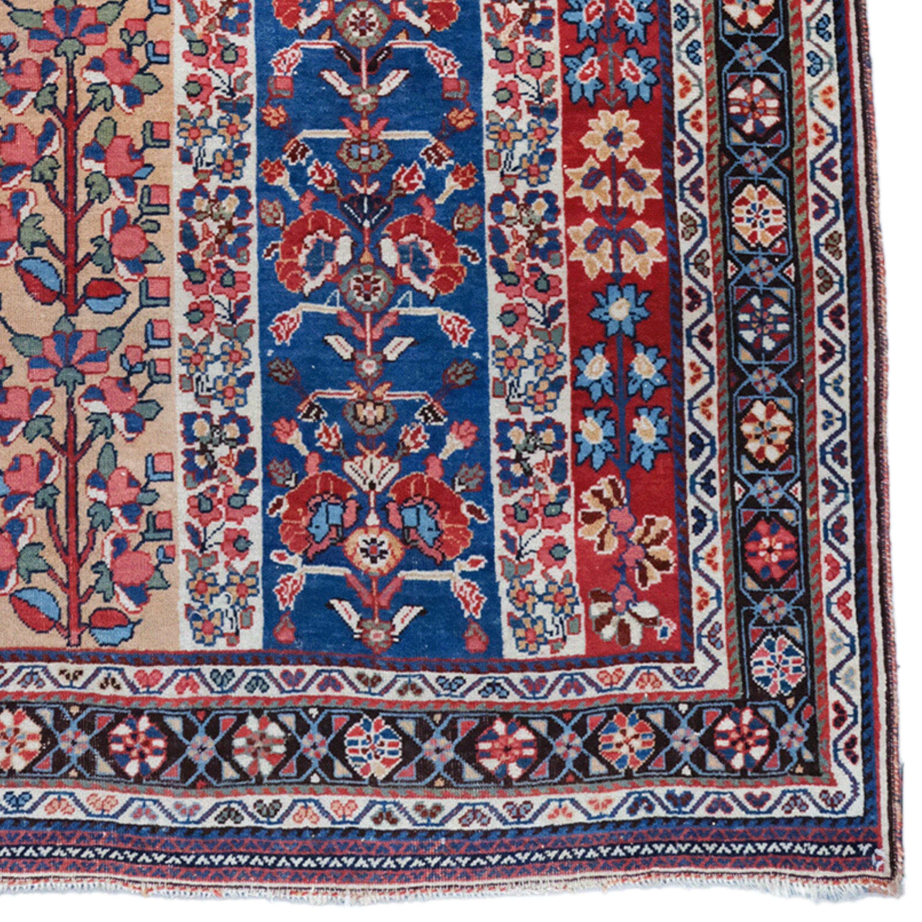 Late Of 19th Century Antique Qashqai Rug - Antique Wool Area Rug For Sale 1