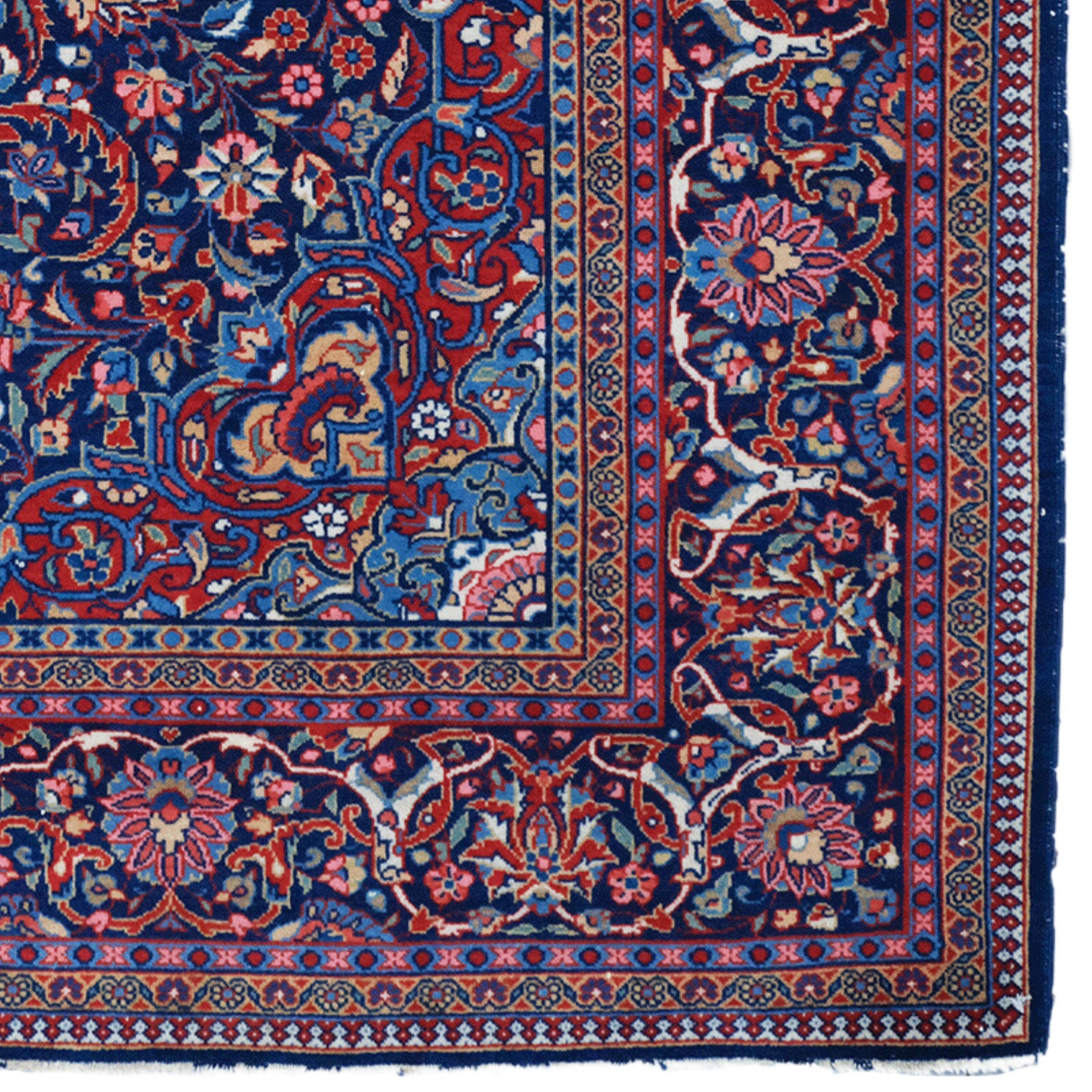 Late of the 19th Century Persian Keshan Rug - Antique Wool Rug For Sale 2