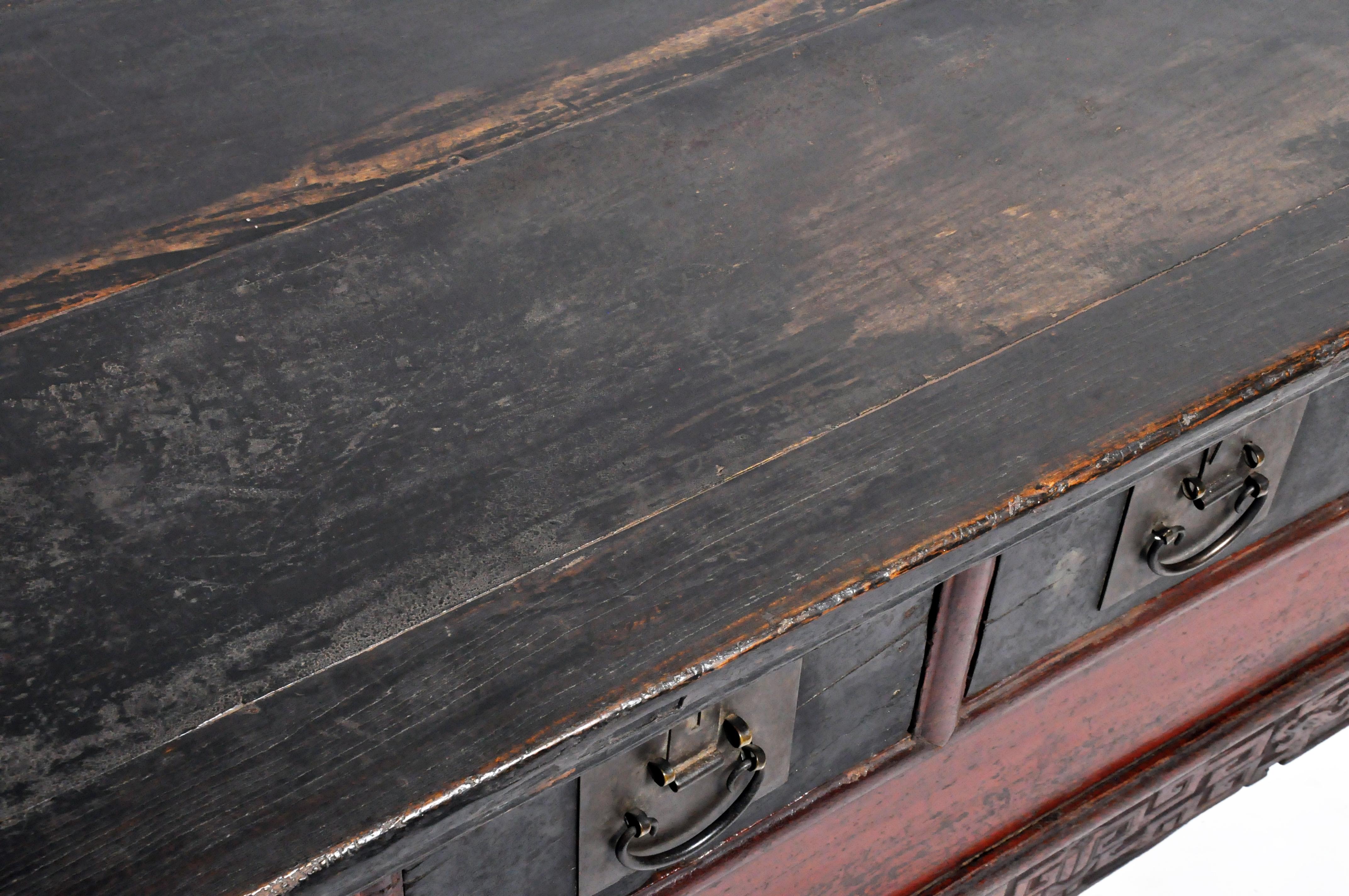 Late Qing Dynasty Altar Coffer with 3 Drawers and Original Patina 13