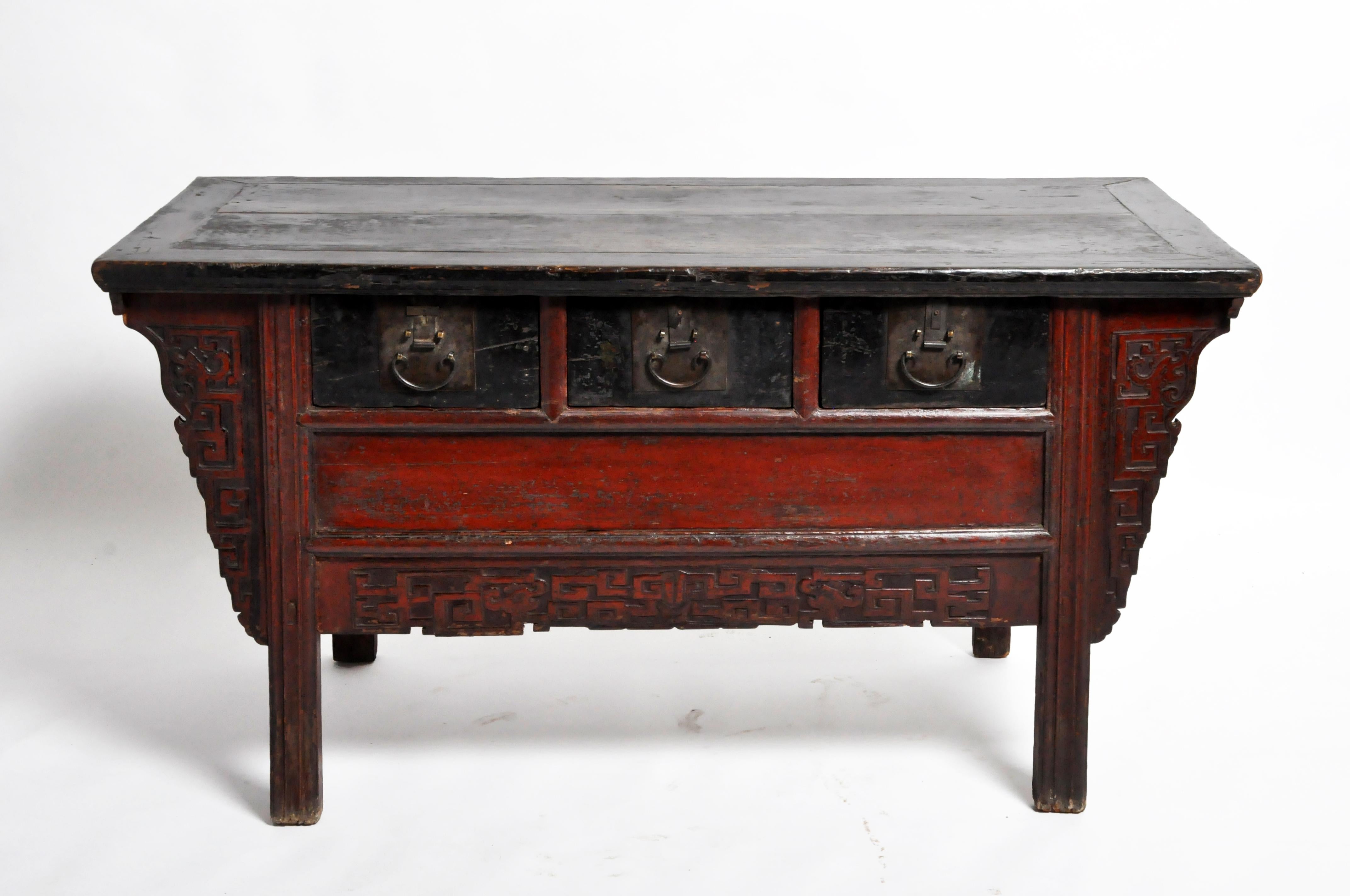 19th Century Late Qing Dynasty Altar Coffer with 3 Drawers and Original Patina