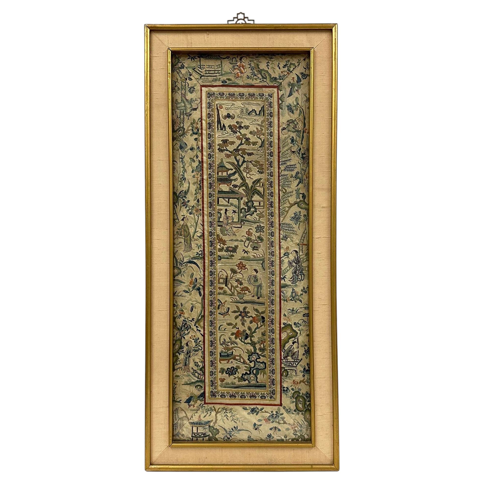 Panel antiguo chino de seda bordada de finales de la dinastía Qing
