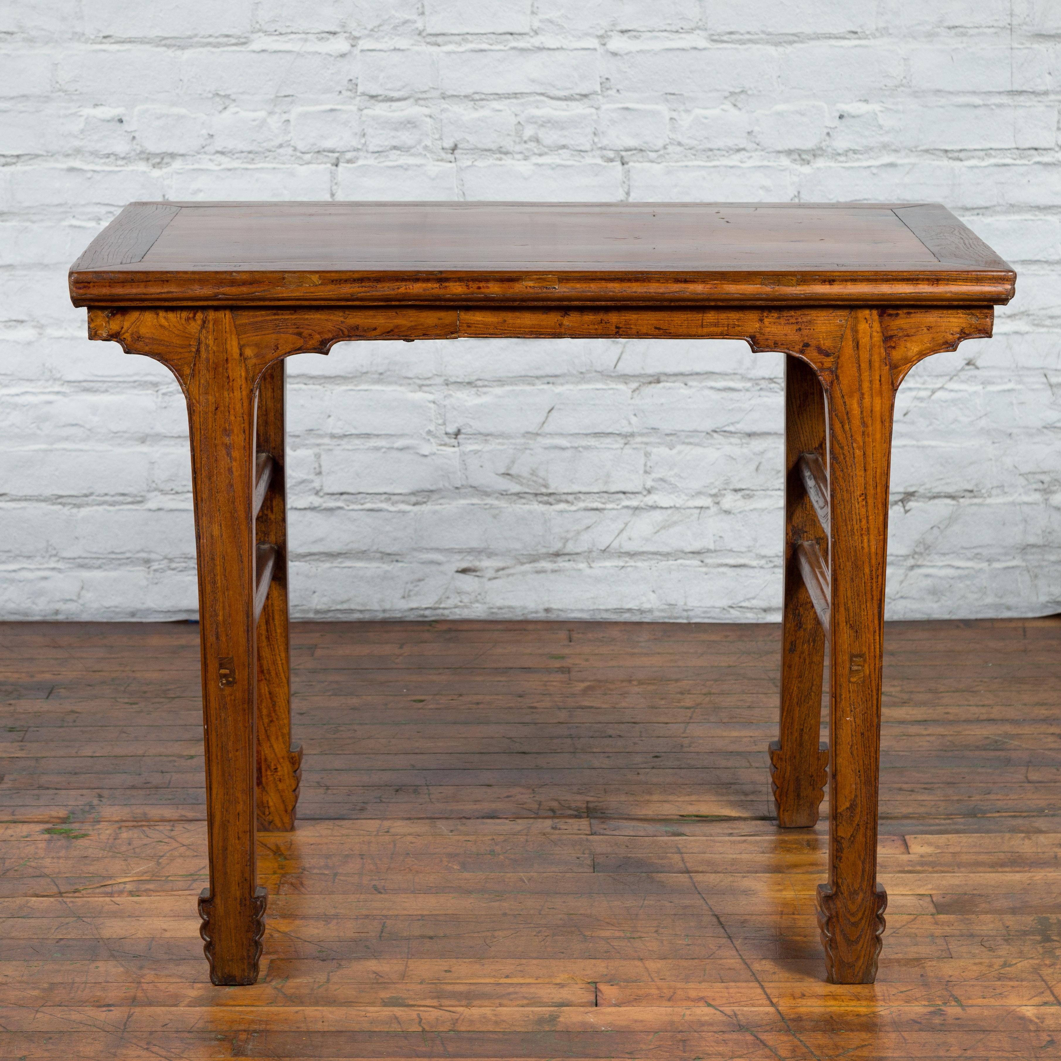 Late Qing Dynasty Chinese Elm Wine Table with Carved Legs and Side Stretchers For Sale 1