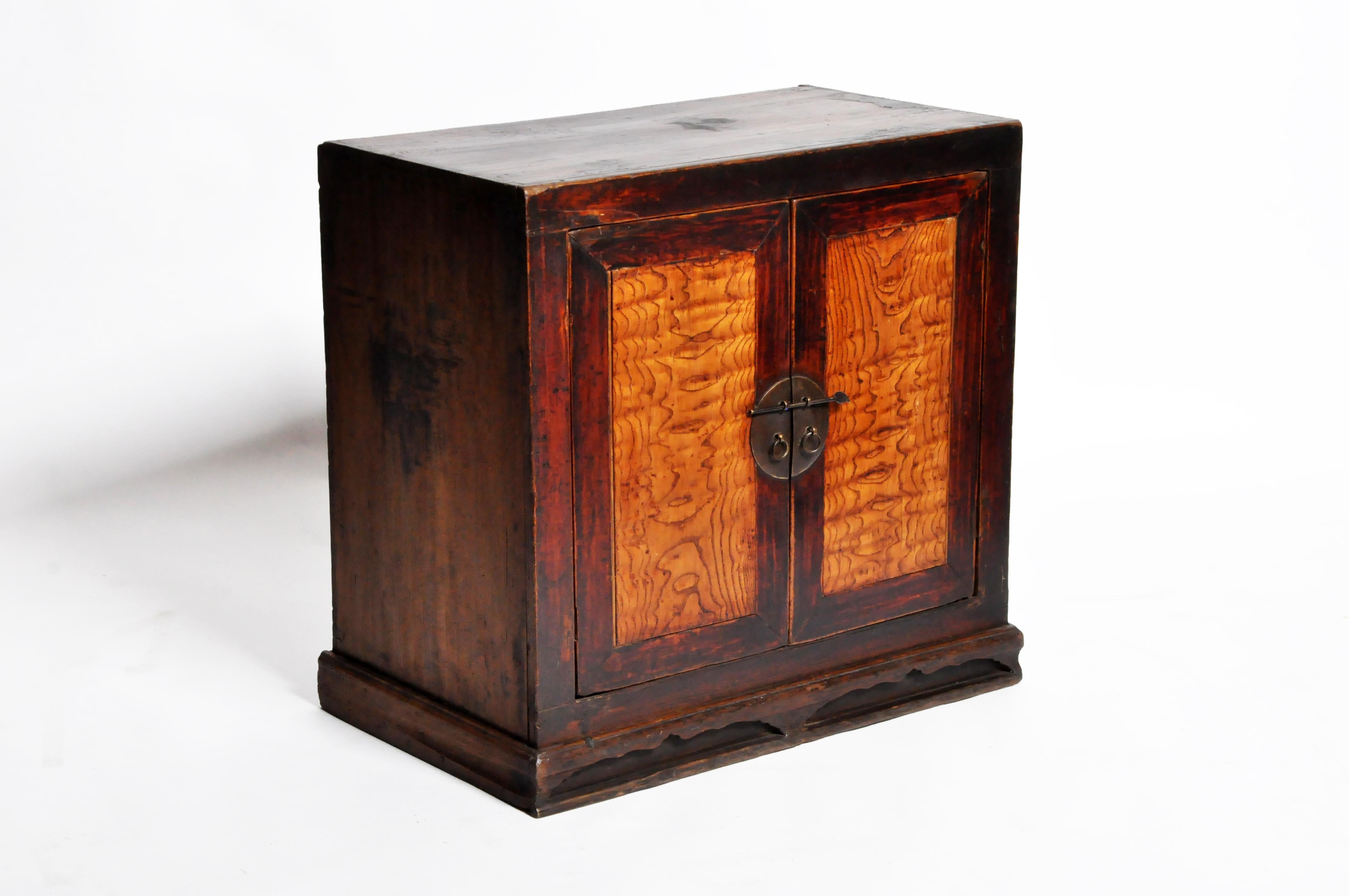 Late Qing Dynasty Chinese Oxblood Lacquer Cabinet 13