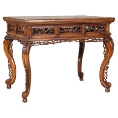Late Qing Dynasty Hardwood Hall Table with Dragon Carvings and Lacquer Patina
