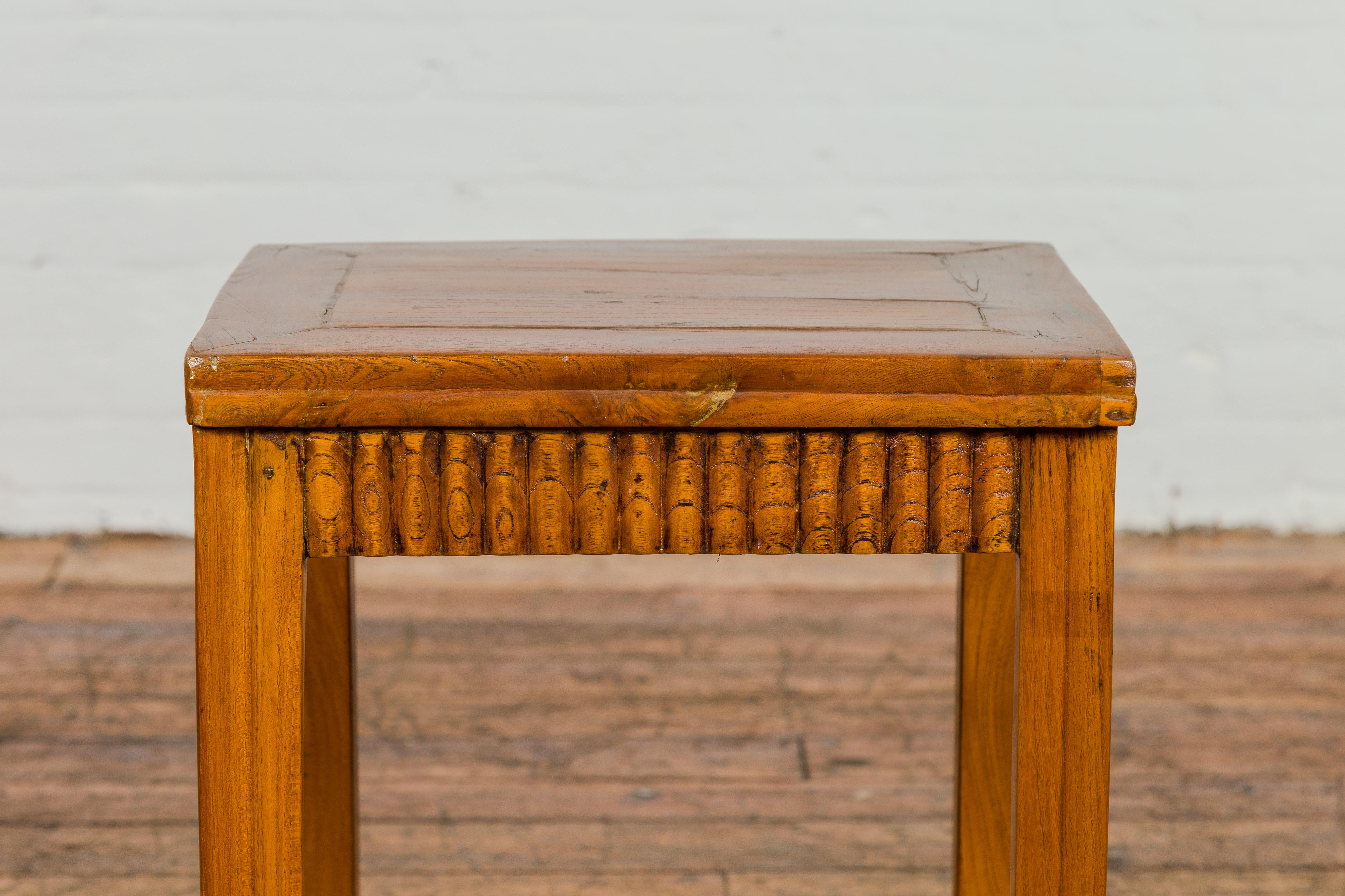 20th Century Late Qing Dynasty Side Table with Carved Reeded Apron and Side Stretchers For Sale