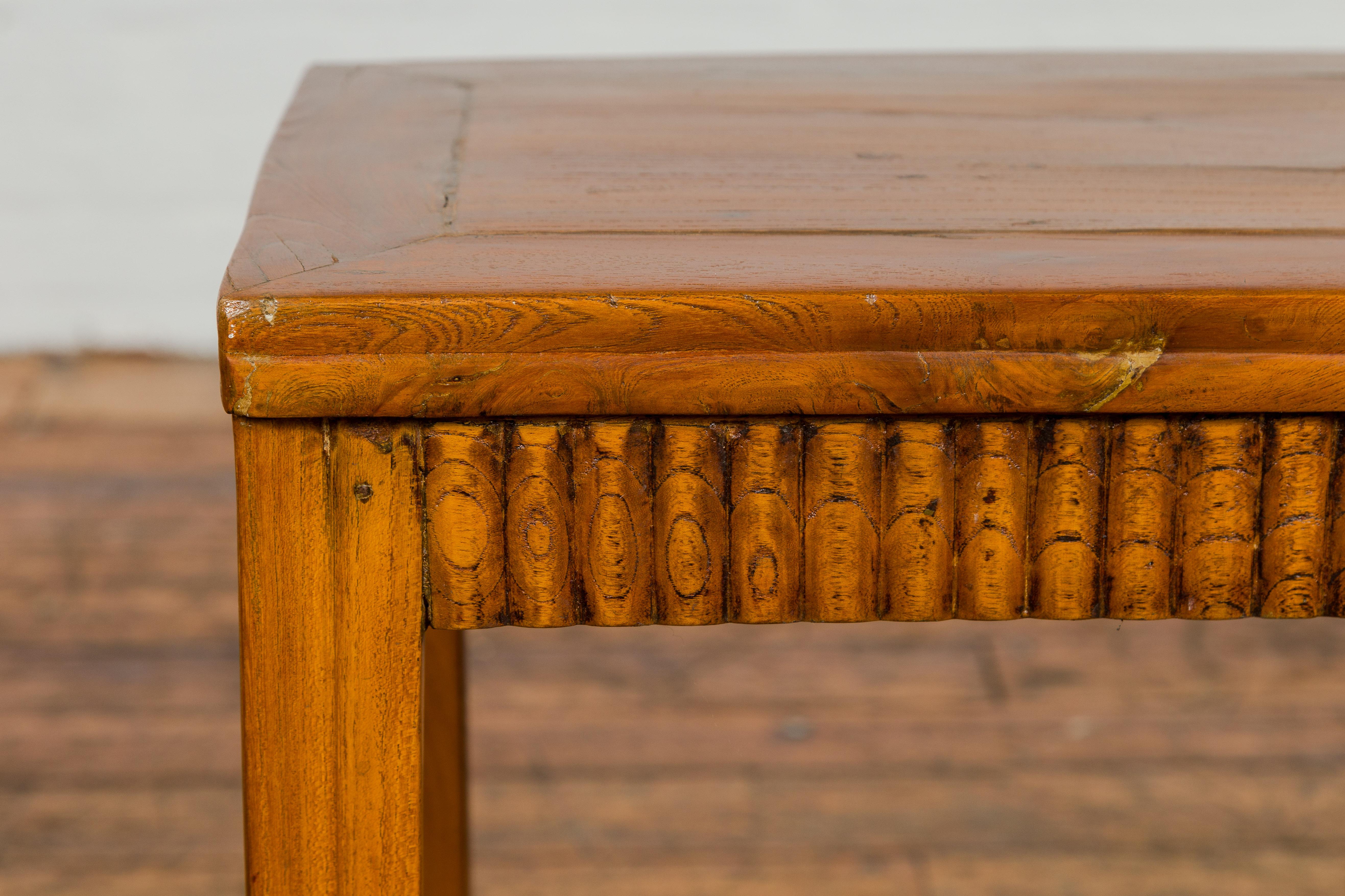 Late Qing Dynasty Side Table with Carved Reeded Apron and Side Stretchers For Sale 1