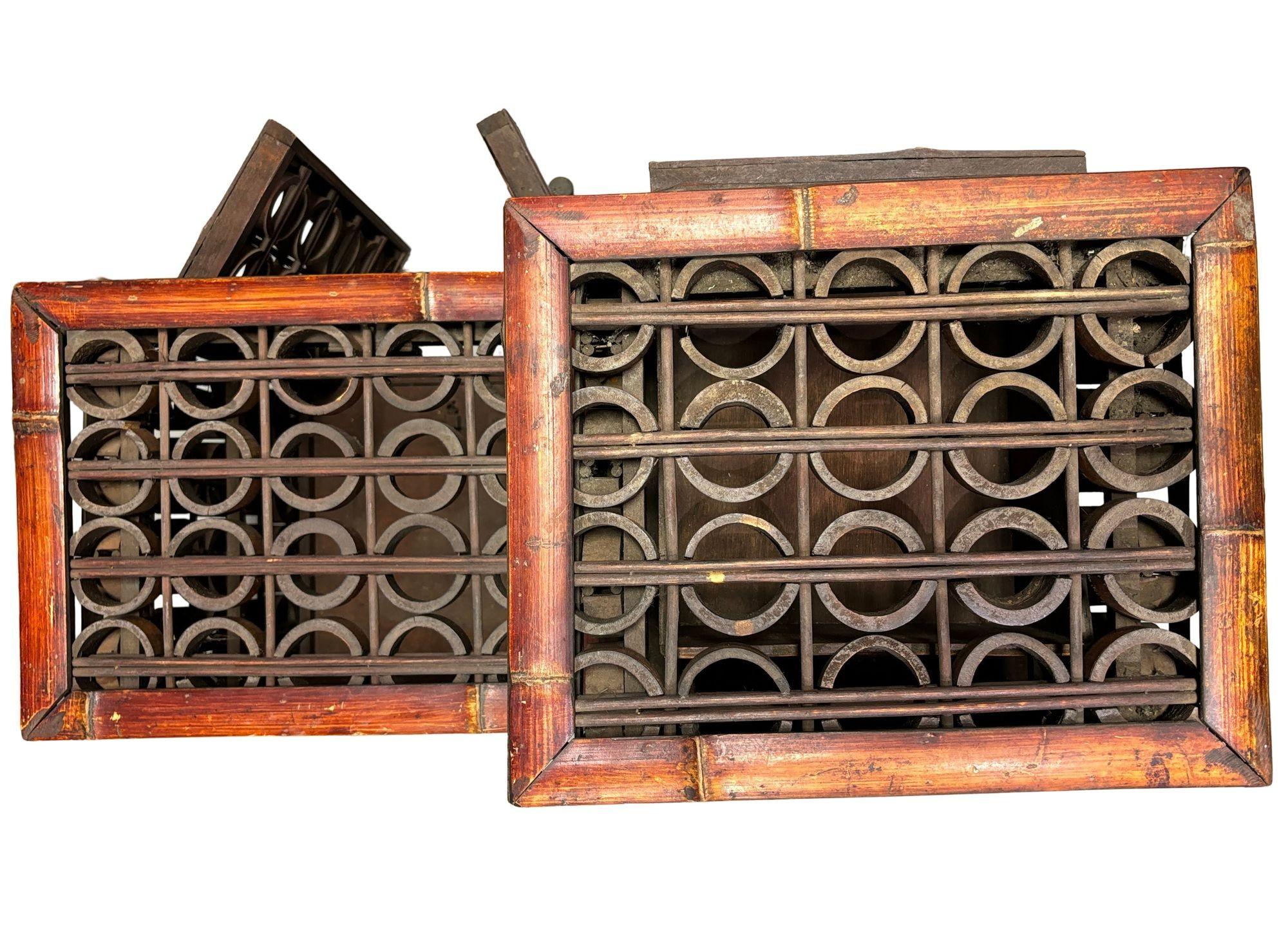 Bambù Armadietto Chippendale con 3 cassetti e piano in bambù spaccato e a reticolo della tarda dinastia Qing in vendita