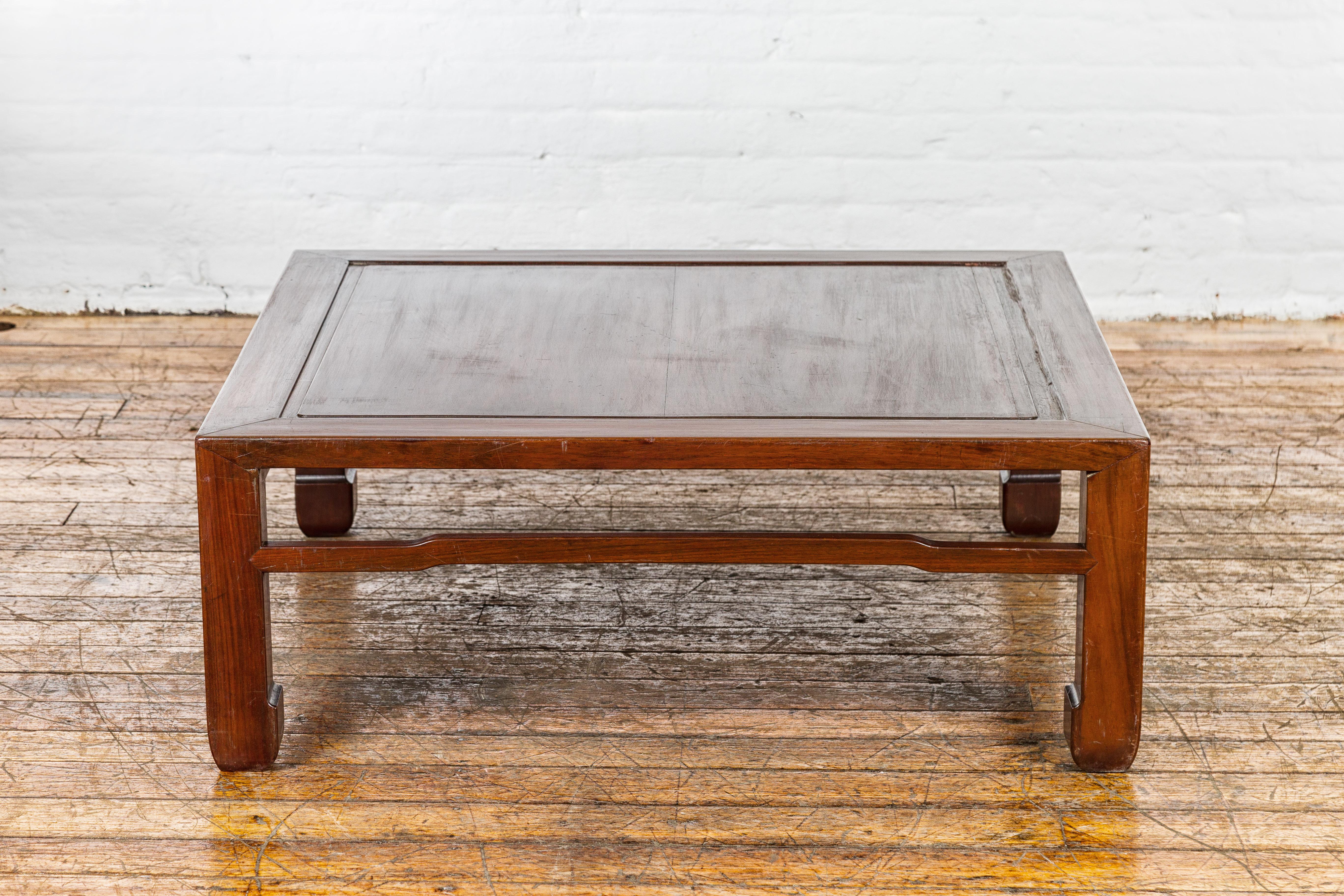 Late Qing Dynasty Square Coffee Table with Horse Hoof Legs and Stretchers In Good Condition For Sale In Yonkers, NY