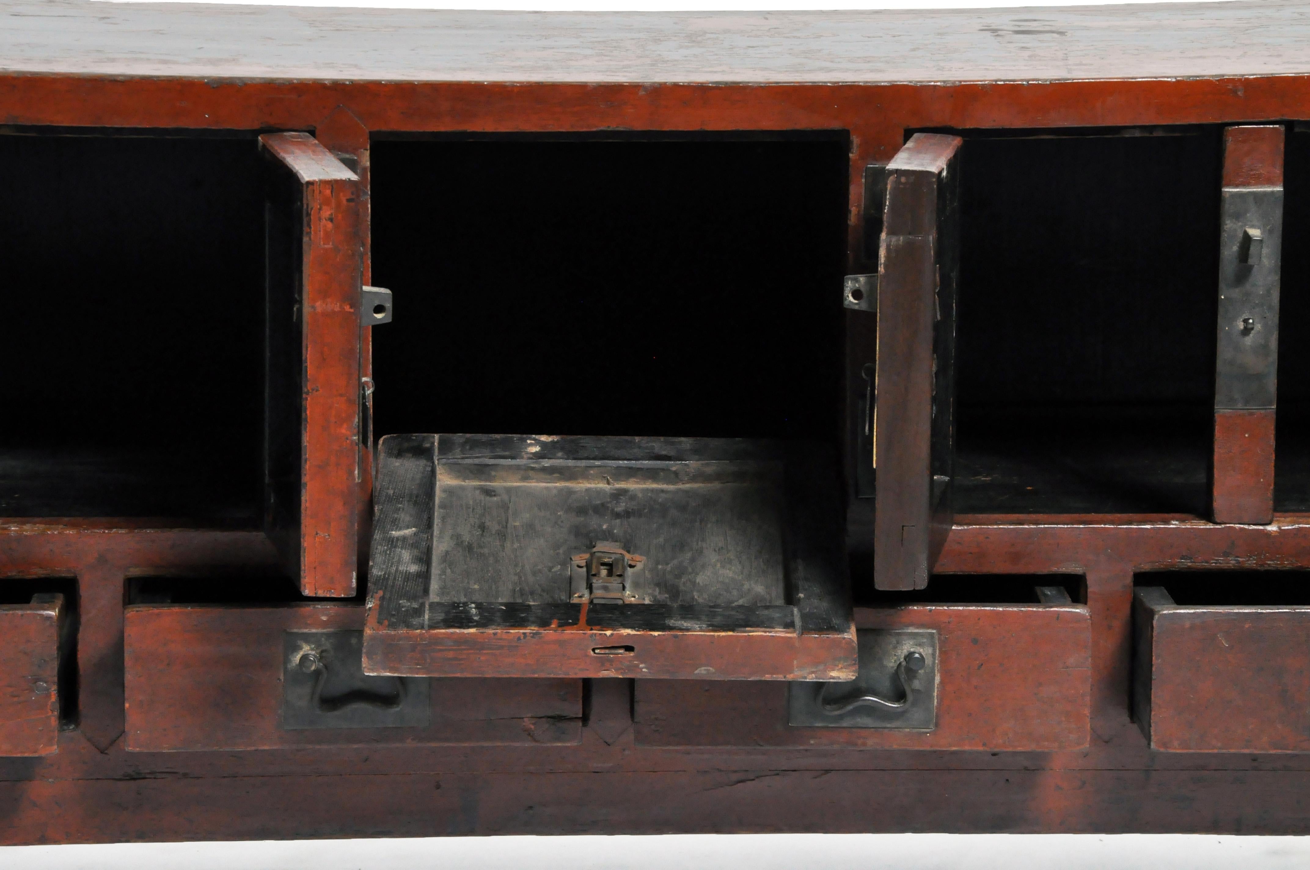 Late Qing Dynasty Tianjin Chest 7