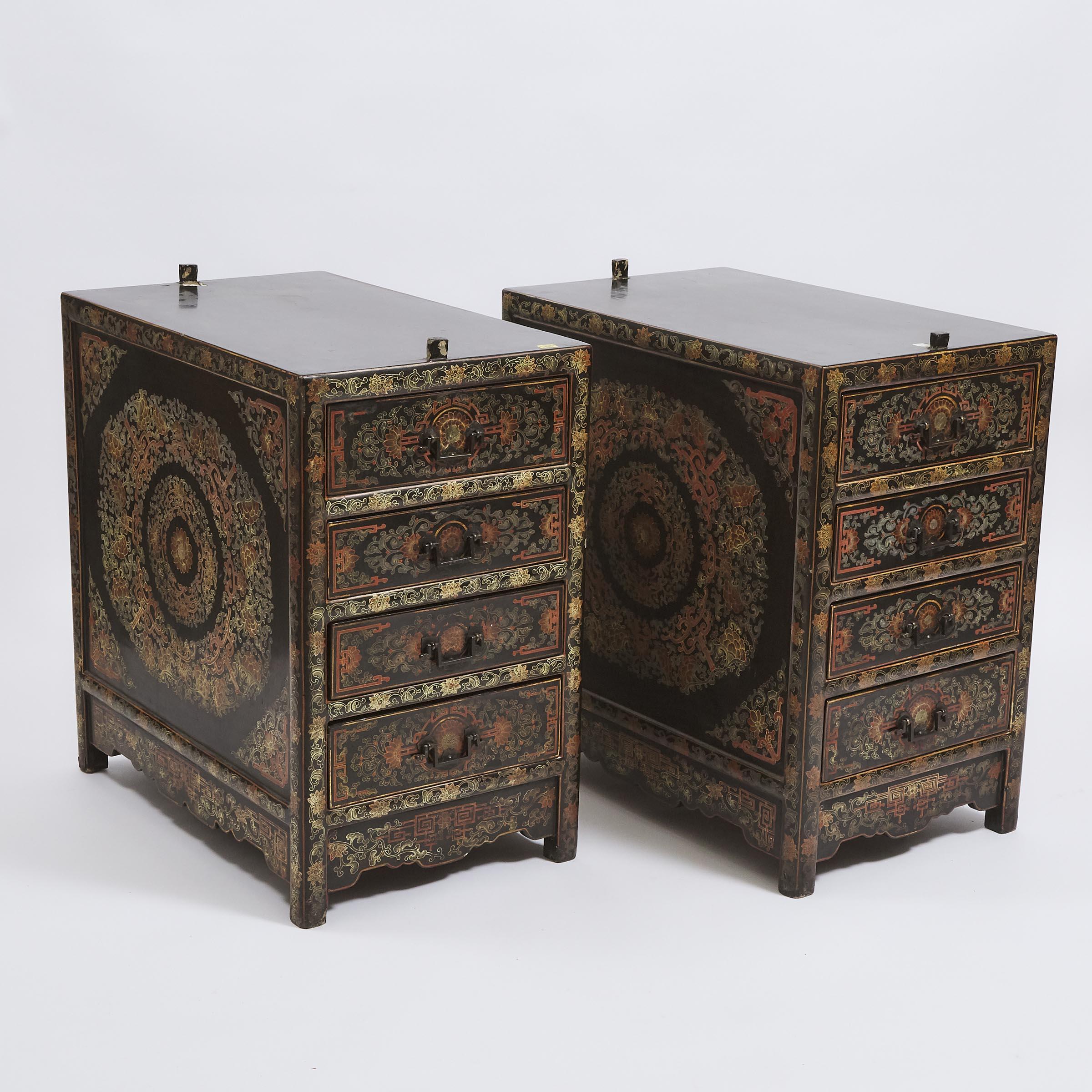 Chinese Export Late Qing Period Chinese Gilt and Black Lacquer Partner's Desk and Chair  For Sale