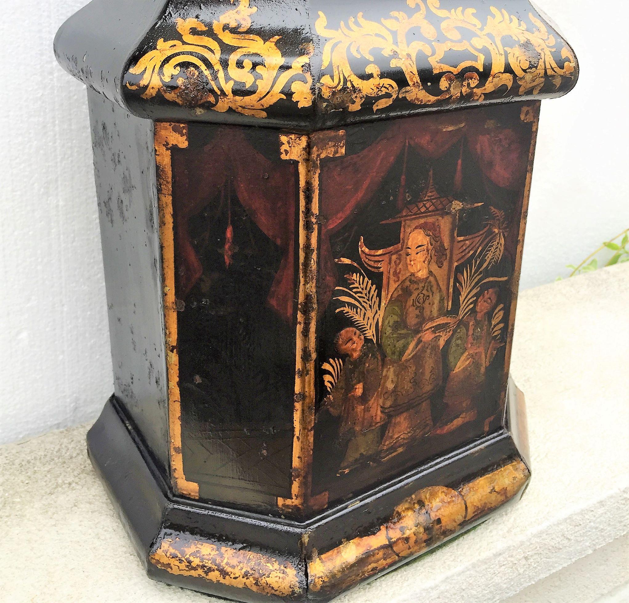 Late Regency Chinoiserie Decorated Tole Tea Canister In Distressed Condition In Nashville, TN