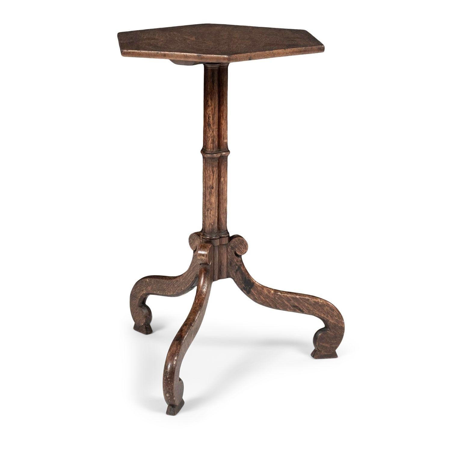 Late Regency Hexagonal Top Oak Side Table In Good Condition In Houston, TX