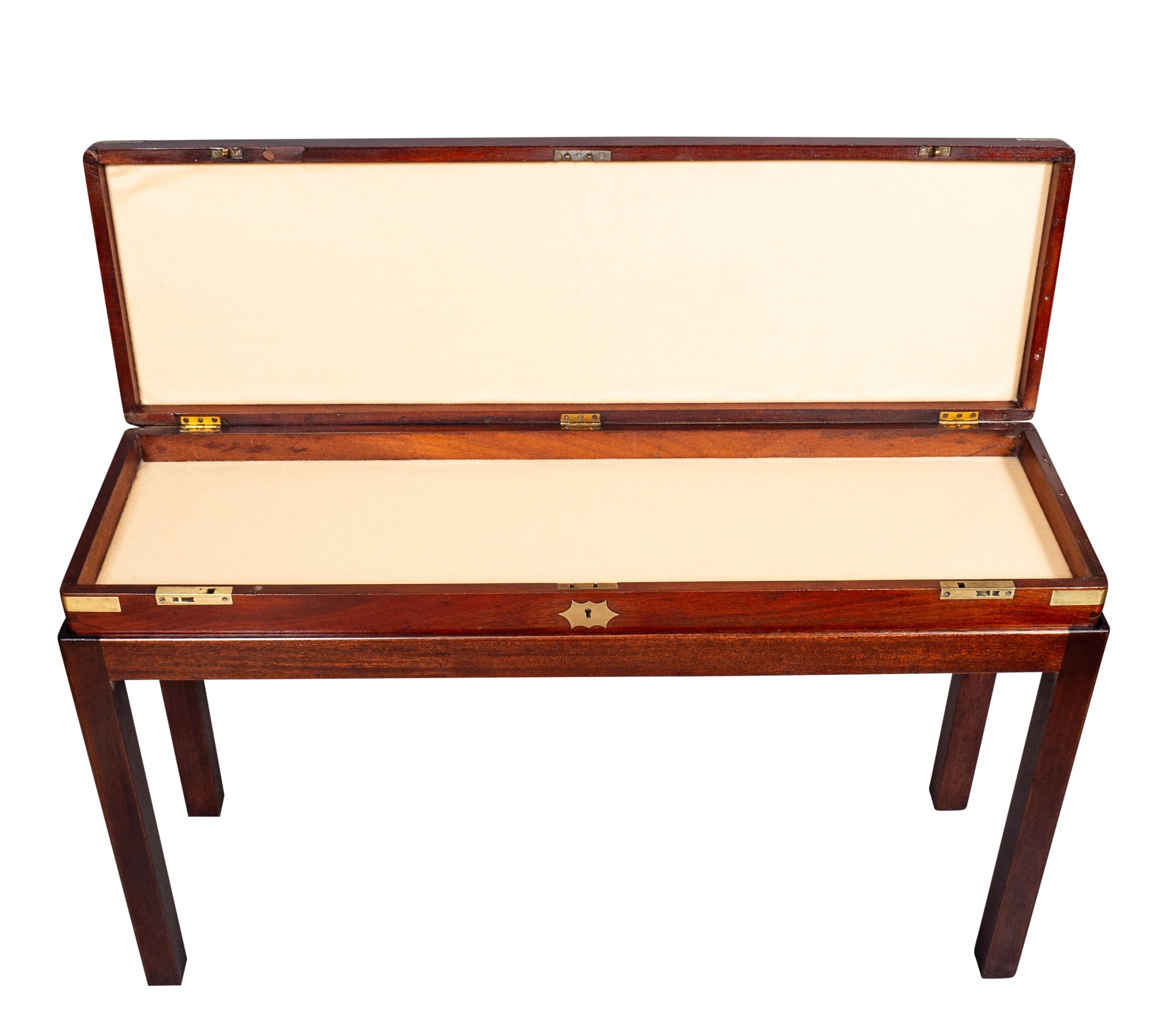 English Late Regency Mahogany And Brass Gun Box On Base For Sale