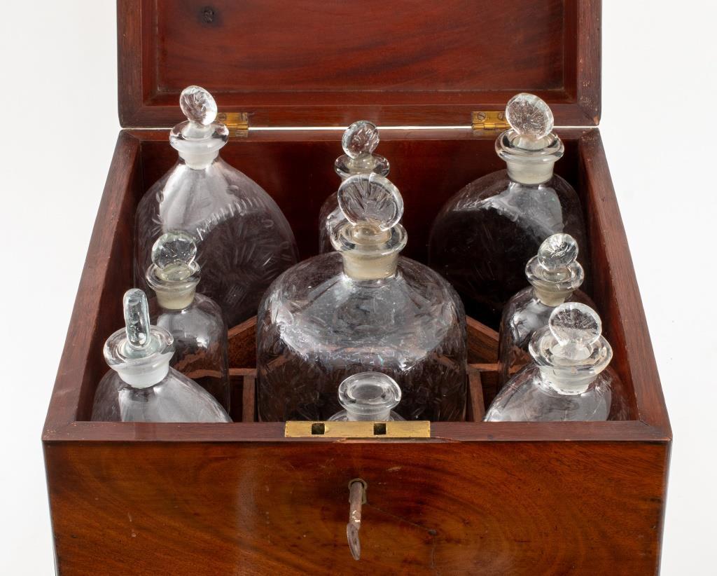 Late Regency Mahogany Cellarette with Bottles, 19C For Sale 4