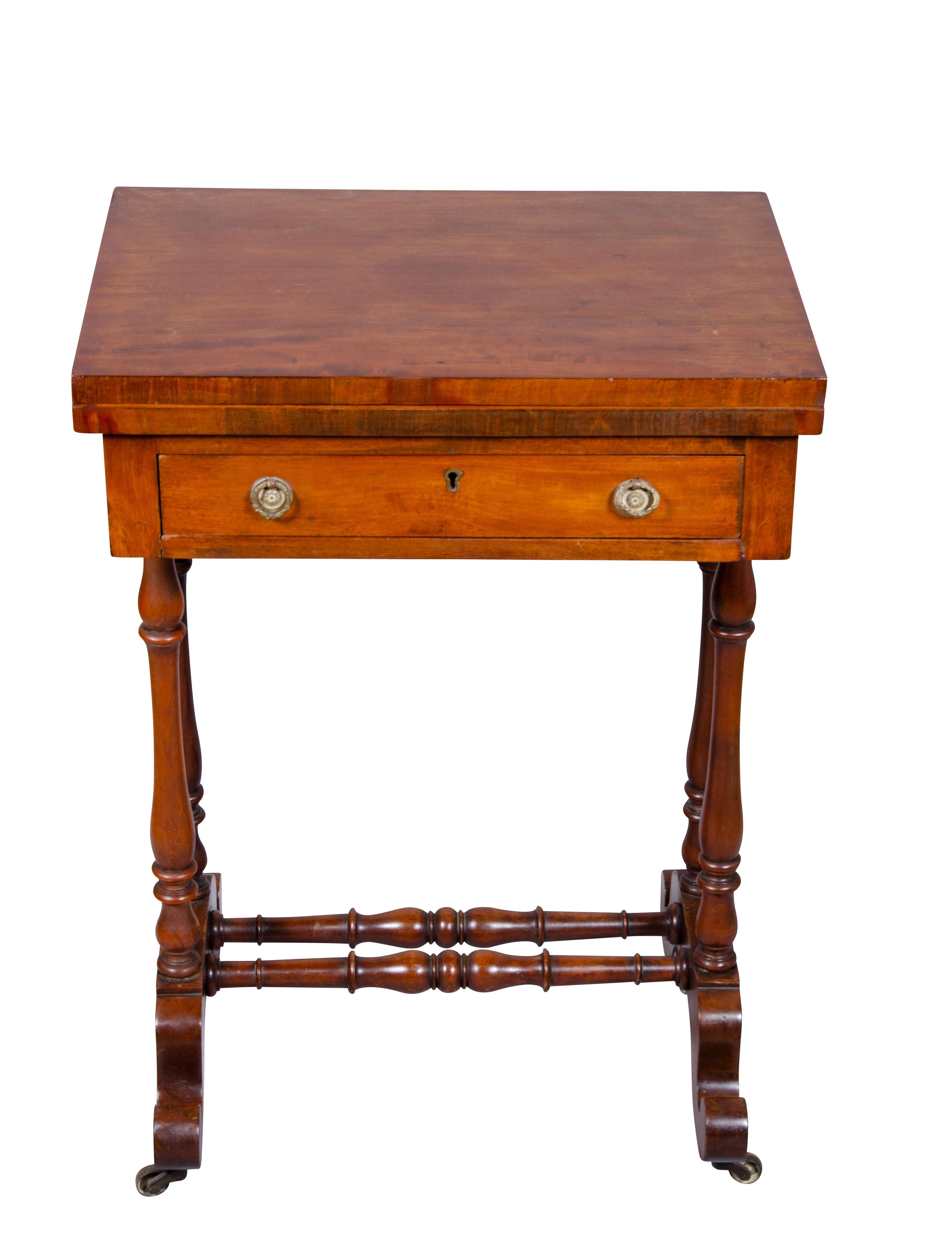Late Regency Mahogany Games Table In Good Condition For Sale In Essex, MA