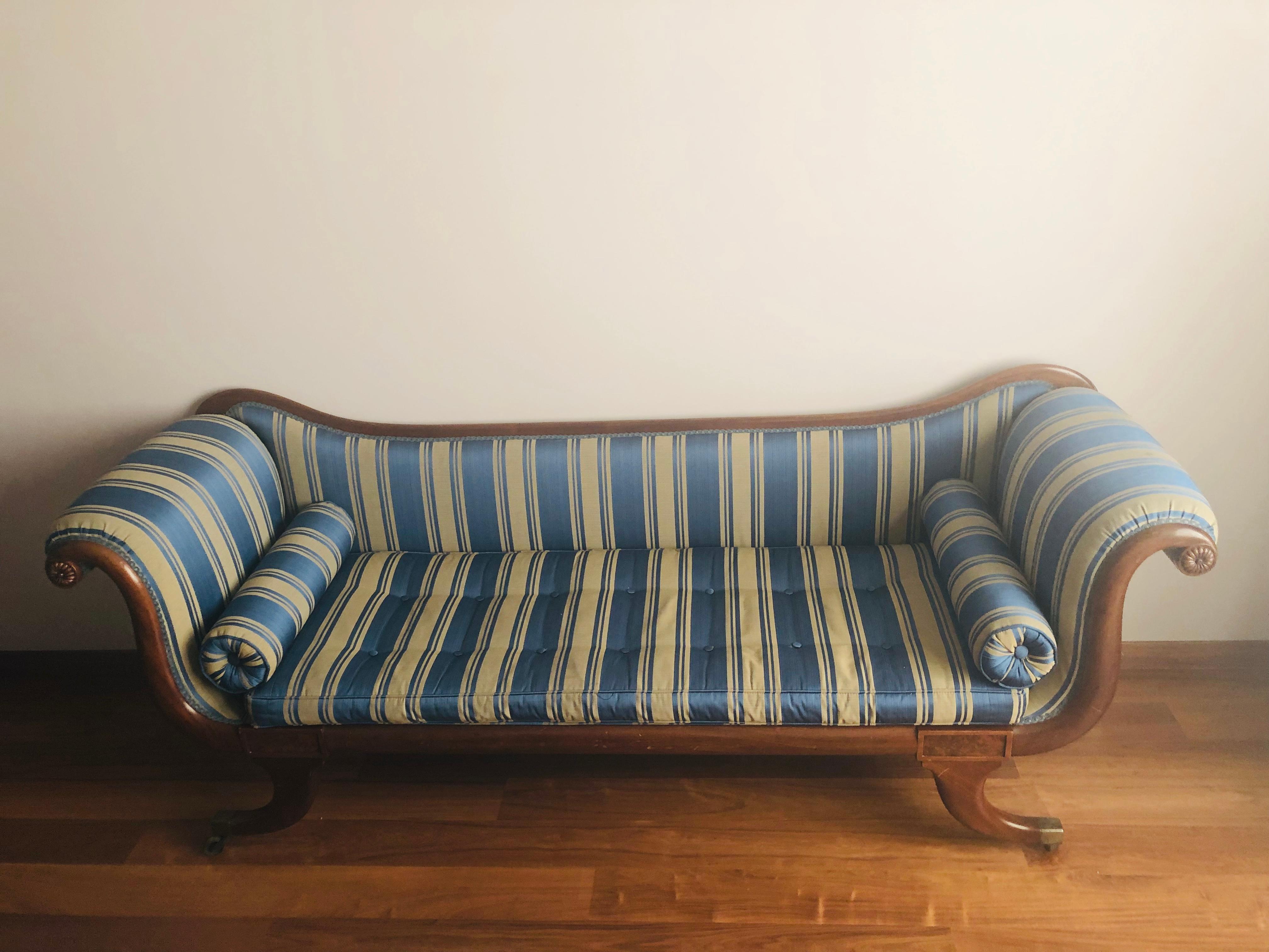 Late Regency Mahogany Scroll End Sofa in Blue Striped Fabric, England In Good Condition For Sale In Sofia, BG