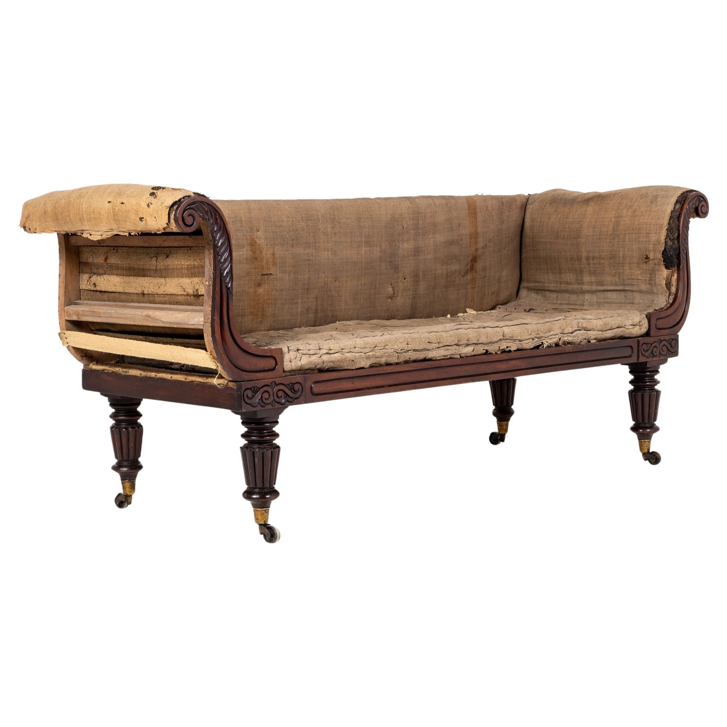 Mahagoni-Sofa aus der späten Regency-Periode George IV im Angebot