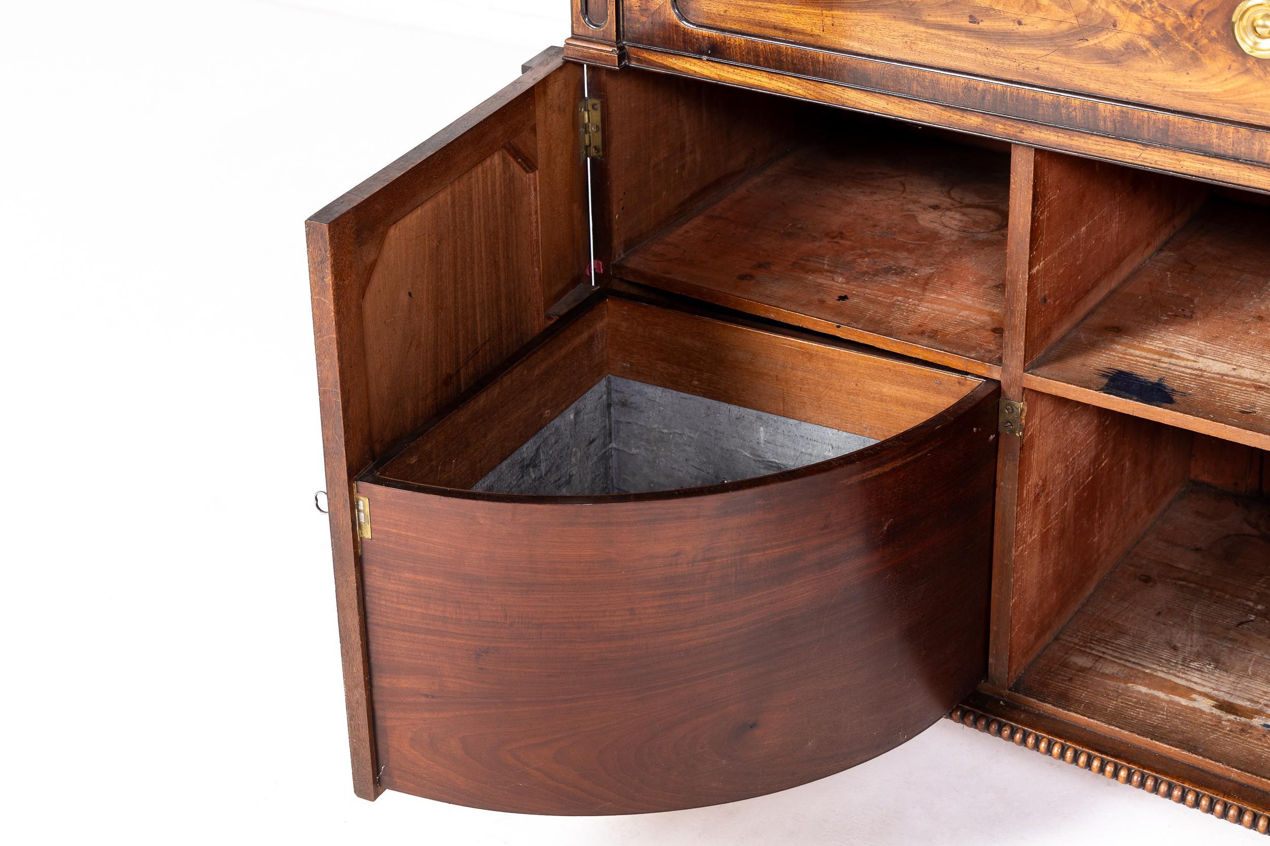 Late Regency Period Mahogany Secretaire Bookcase Circa 1825-30 For Sale 4
