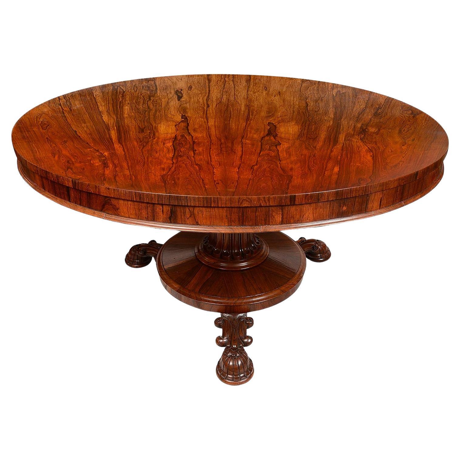 Table de salle à manger / table centrale en bois de rose de la fin de la période Régence, vers 1820-40