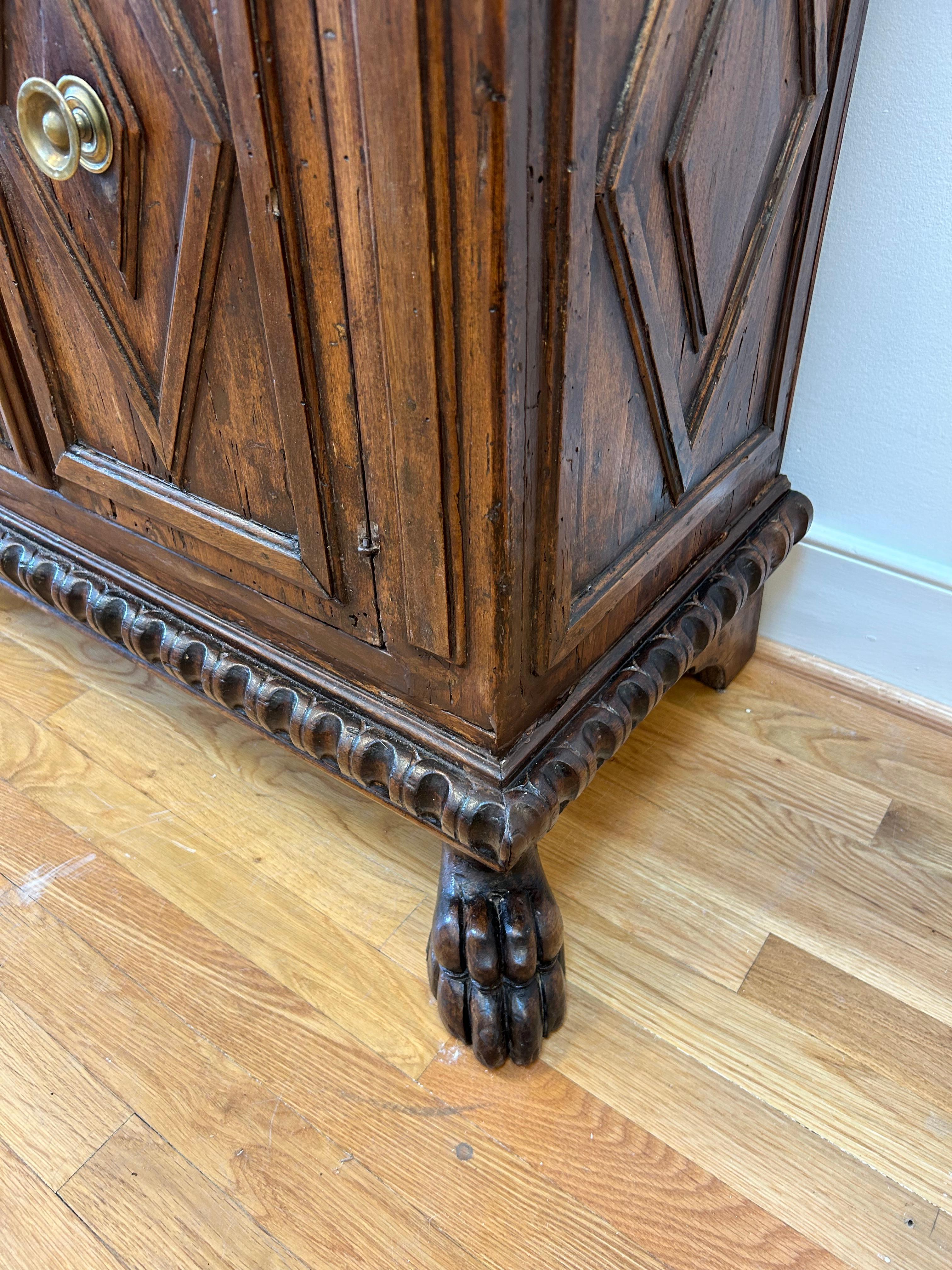 Credenza italiana del Renacimiento tardío del siglo XVI. Italiano en venta