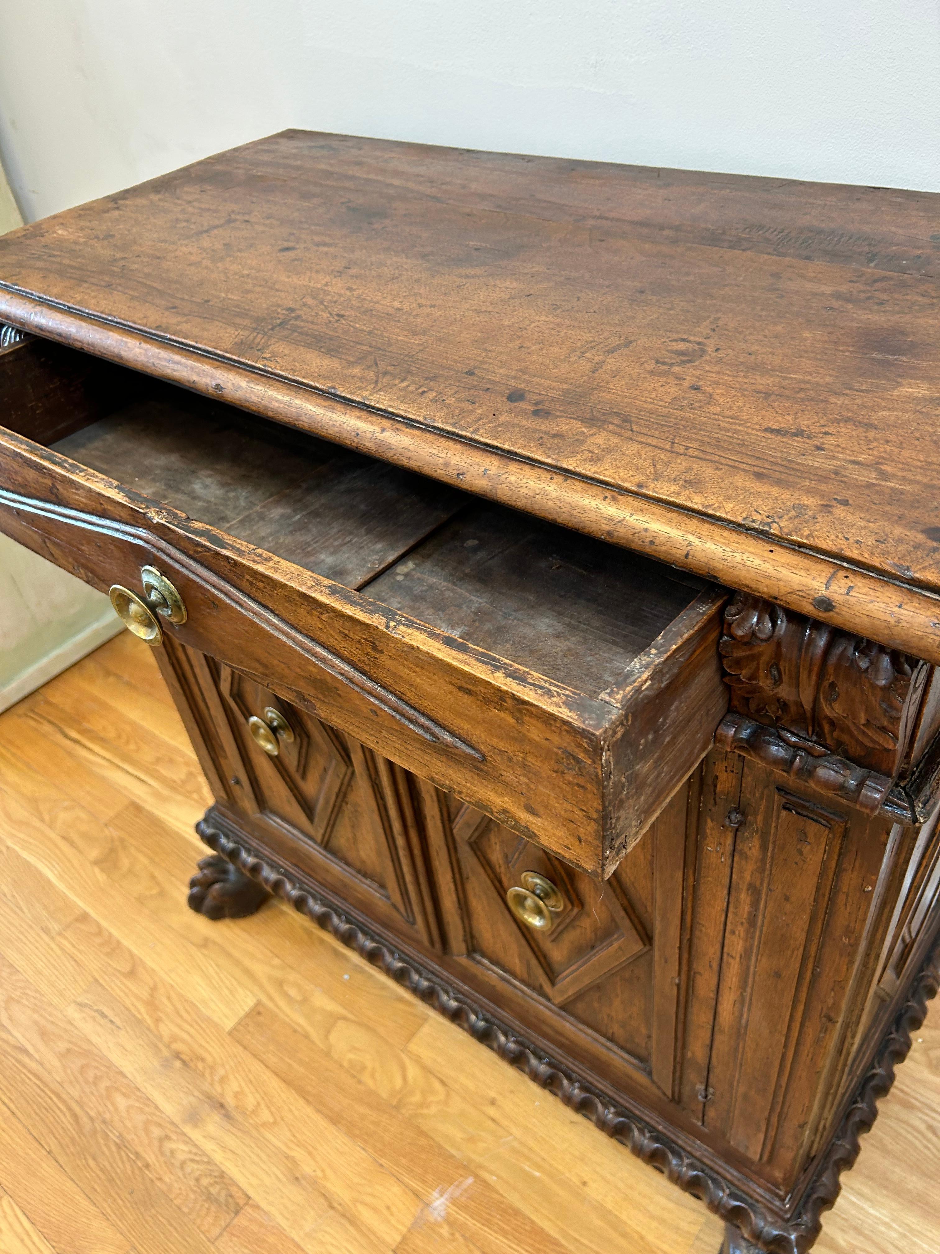 Credenza italiana del Renacimiento tardío del siglo XVI. siglo XVIII y antes en venta