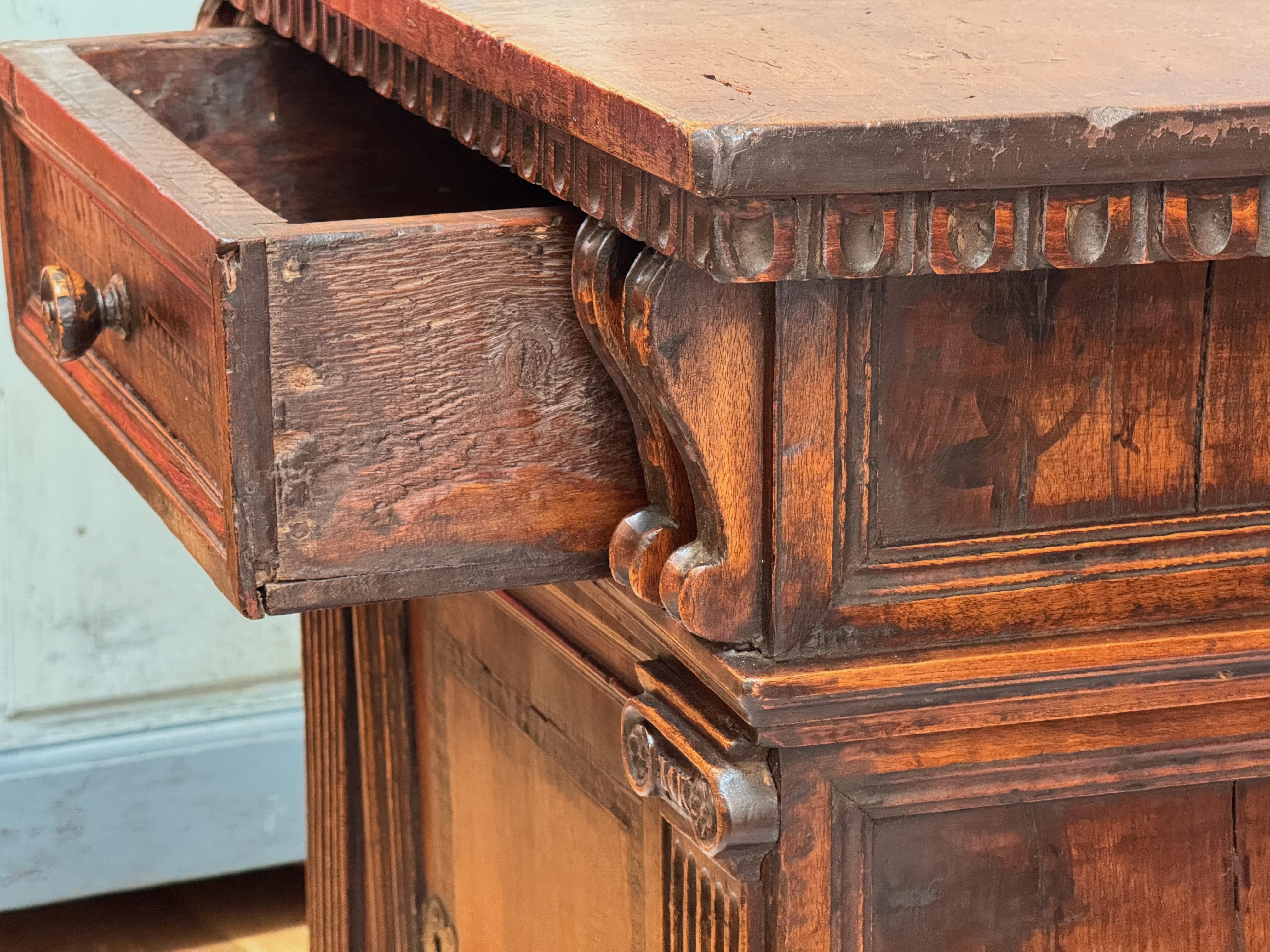 Credenza italiana del tardo Rinascimento del XVI secolo in vendita 2