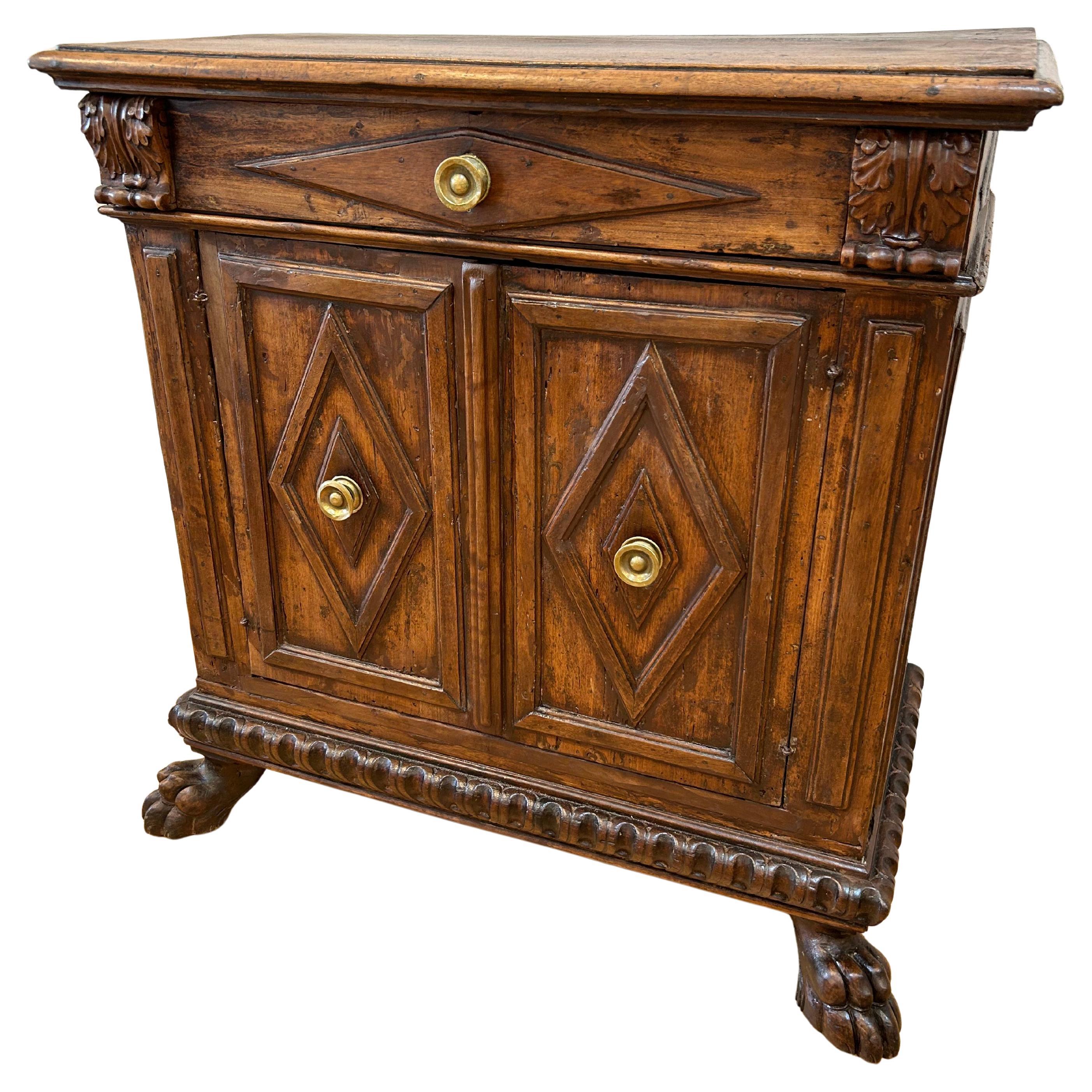 Credenza italiana del Renacimiento tardío del siglo XVI. en venta