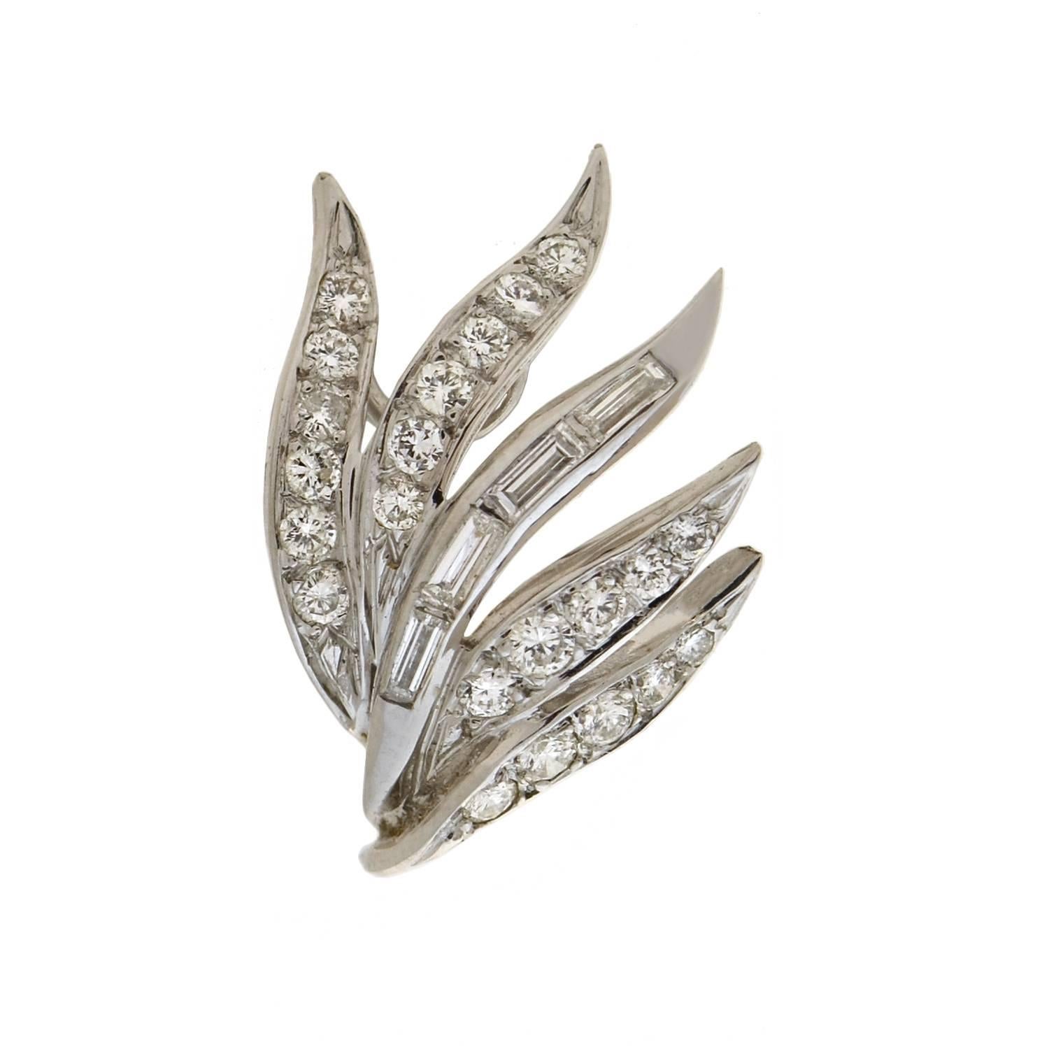 Late Retro Dramatic Diamond Wing Clip-On Earrings In Excellent Condition In Narberth, PA