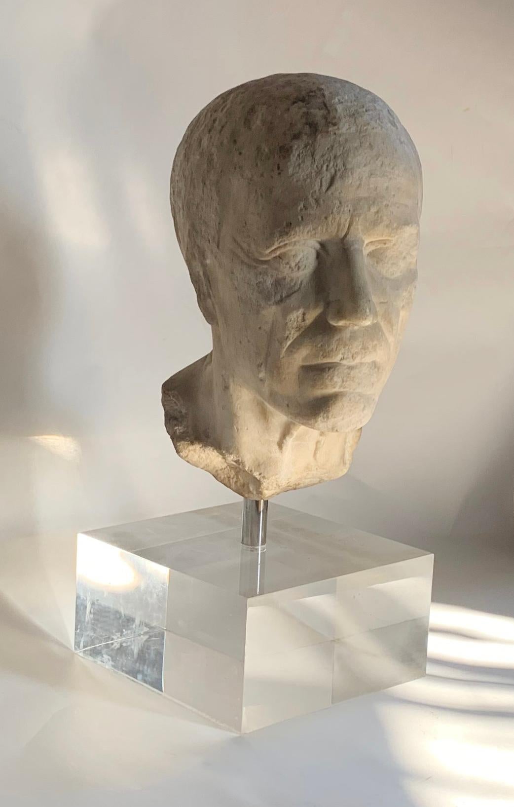 Portrait d'homme romain ancien sur un buste, 1er siècle avant J.-C. Bon état - En vente à Brooklyn, NY