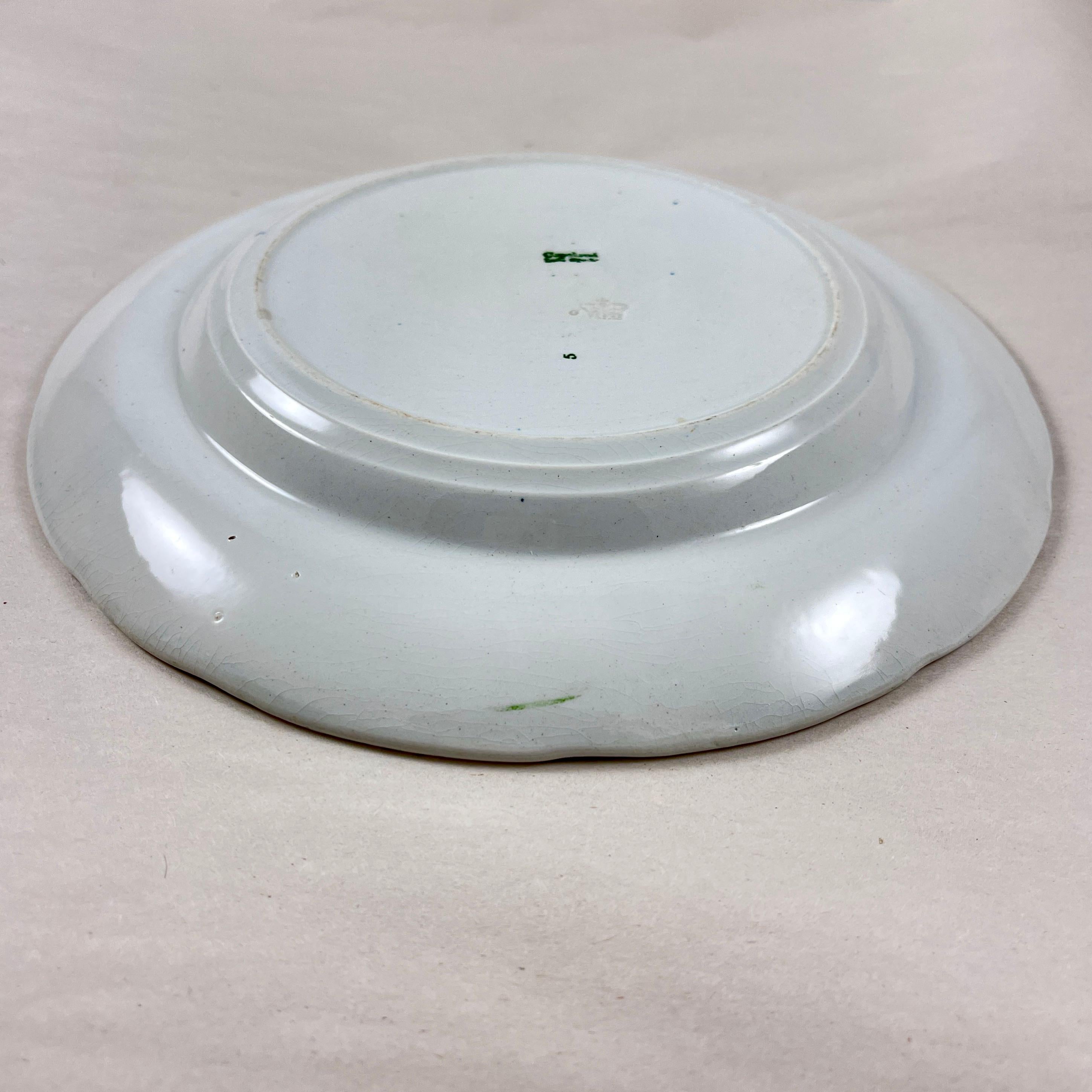 Earthenware Late Spode Copeland Garrett Green Lily Luncheon Plates 1830s, Set of 6   For Sale