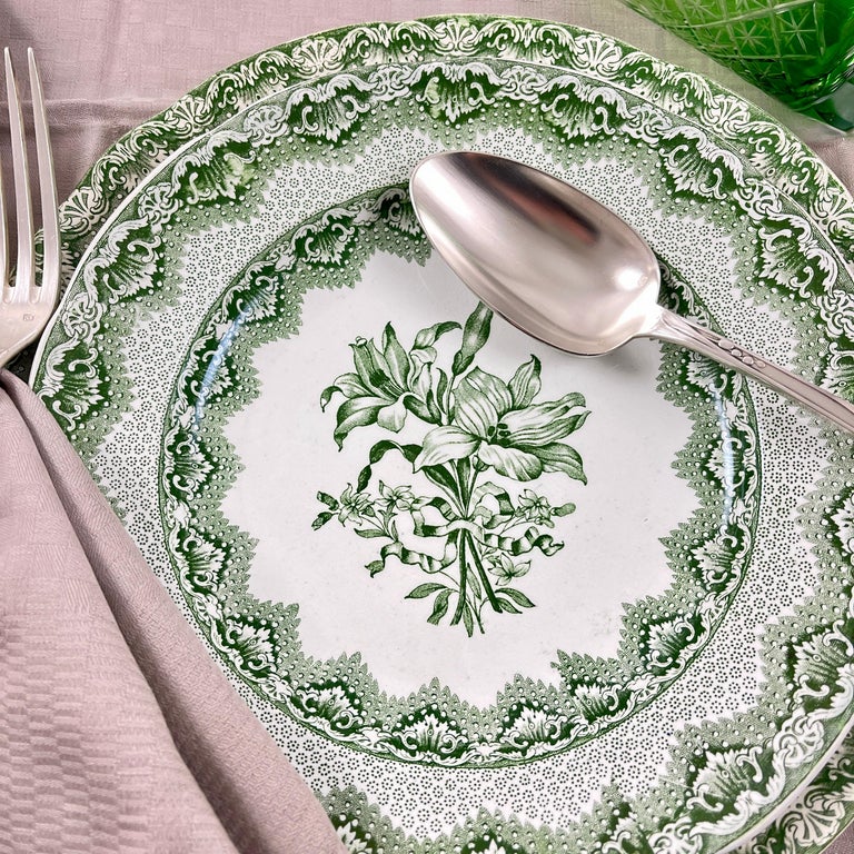 Late Spode Copeland Garrett Green Lily Luncheon Plates 1830s, Set - Main Image