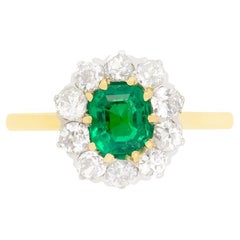 Late Victorian 0.50ct Emerald and Diamond Cluster Ring, c.1900s