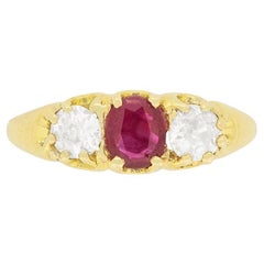 Late Victorian 0.50ct Ruby and Diamond Three Stone Ring, c.1900s