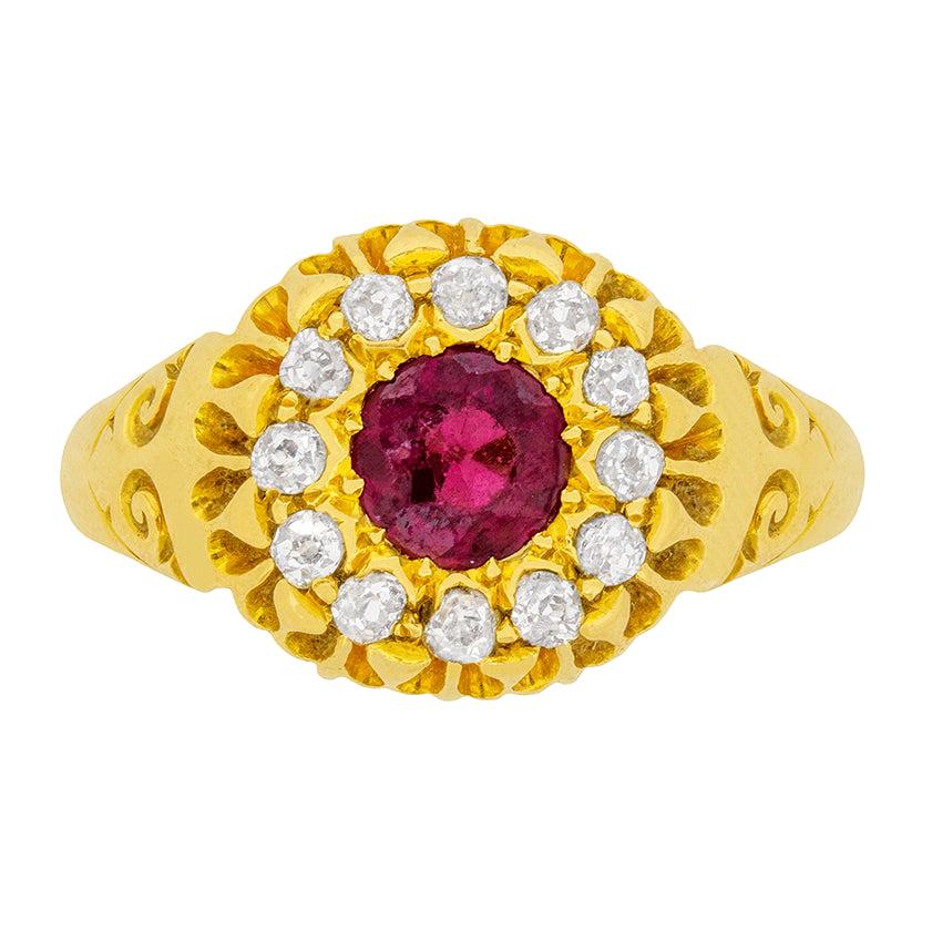 Late Victorian 0.70ct Garnet and Diamond Cluster Ring, c.1903 For Sale