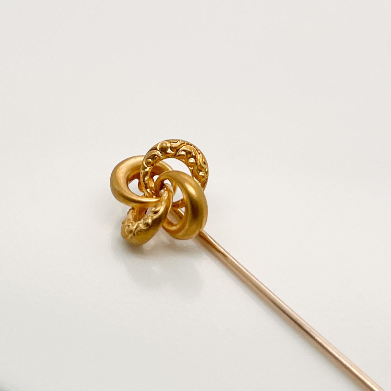 Women's or Men's Late Victorian 10 Karat Gold Love Knot Stick Pin