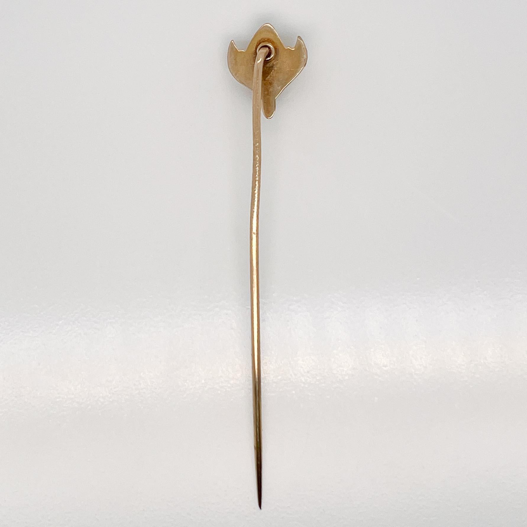 Late Victorian 10 Karat Gold & Seed Pearl Stick Pin For Sale 1