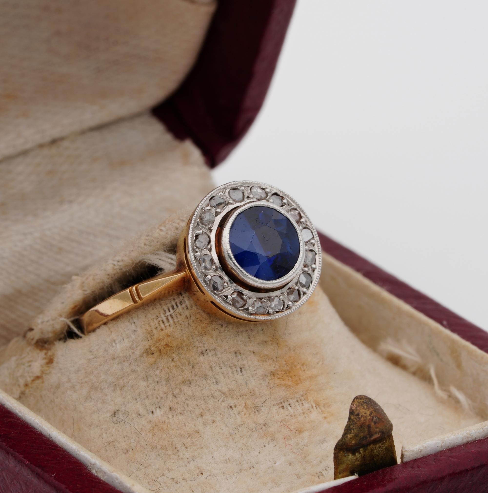Late Victorian 1.15 Carat Natural Sapphire Rose Cut Diamond Target Ring In Good Condition For Sale In Napoli, IT