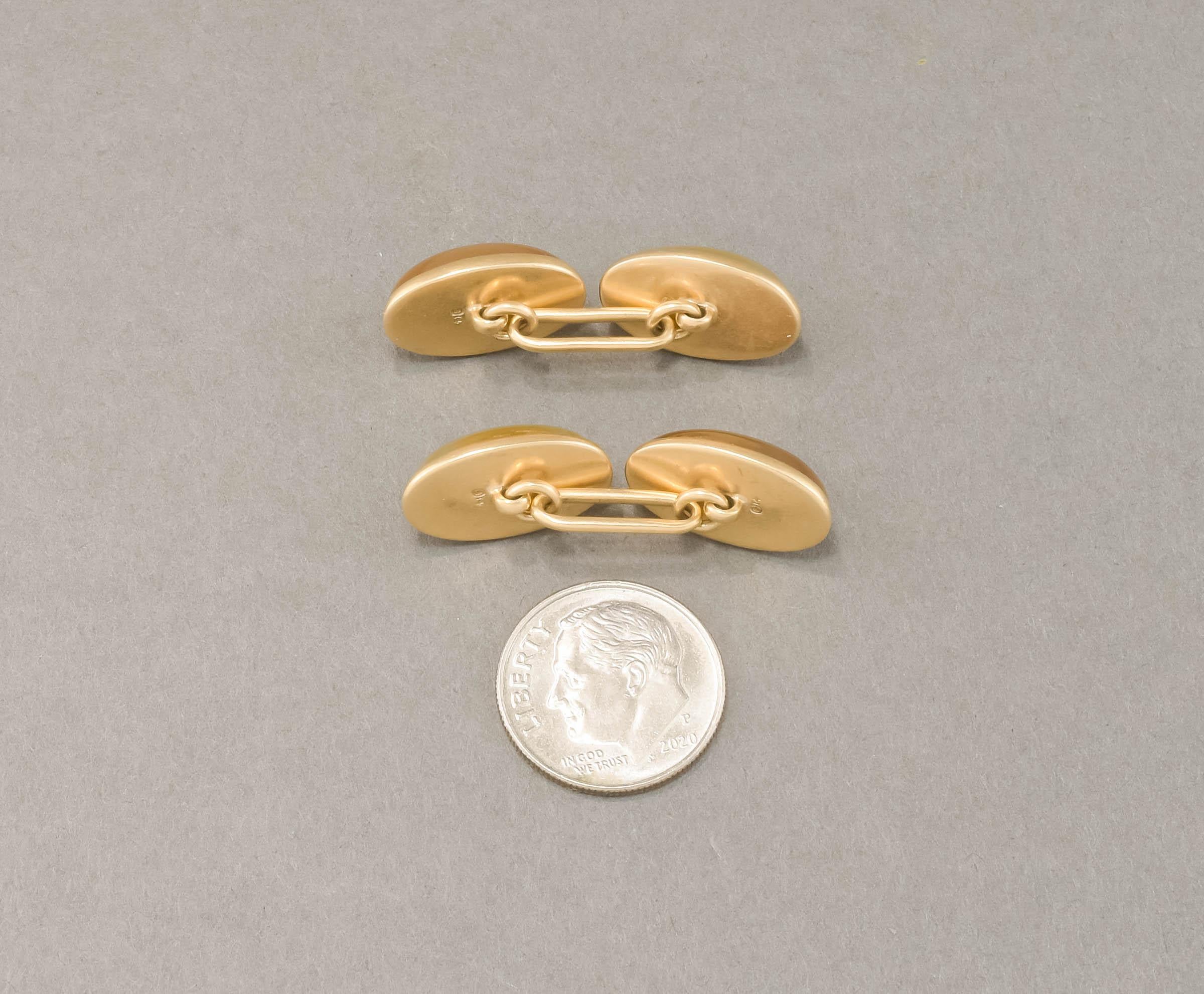 Women's or Men's Late Victorian 14K Gold Banded Agate Cufflinks For Sale